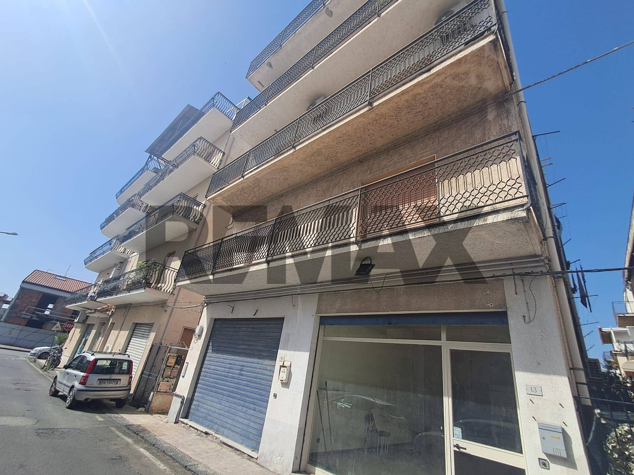 Property in Giardini-Naxos