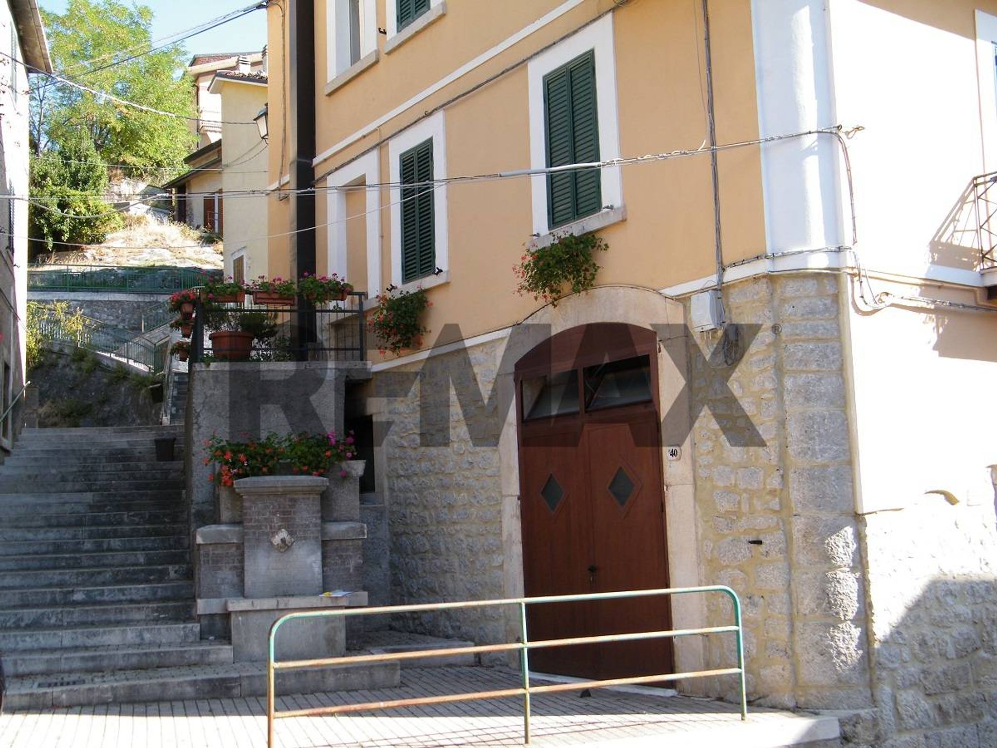Edificio all'aperto