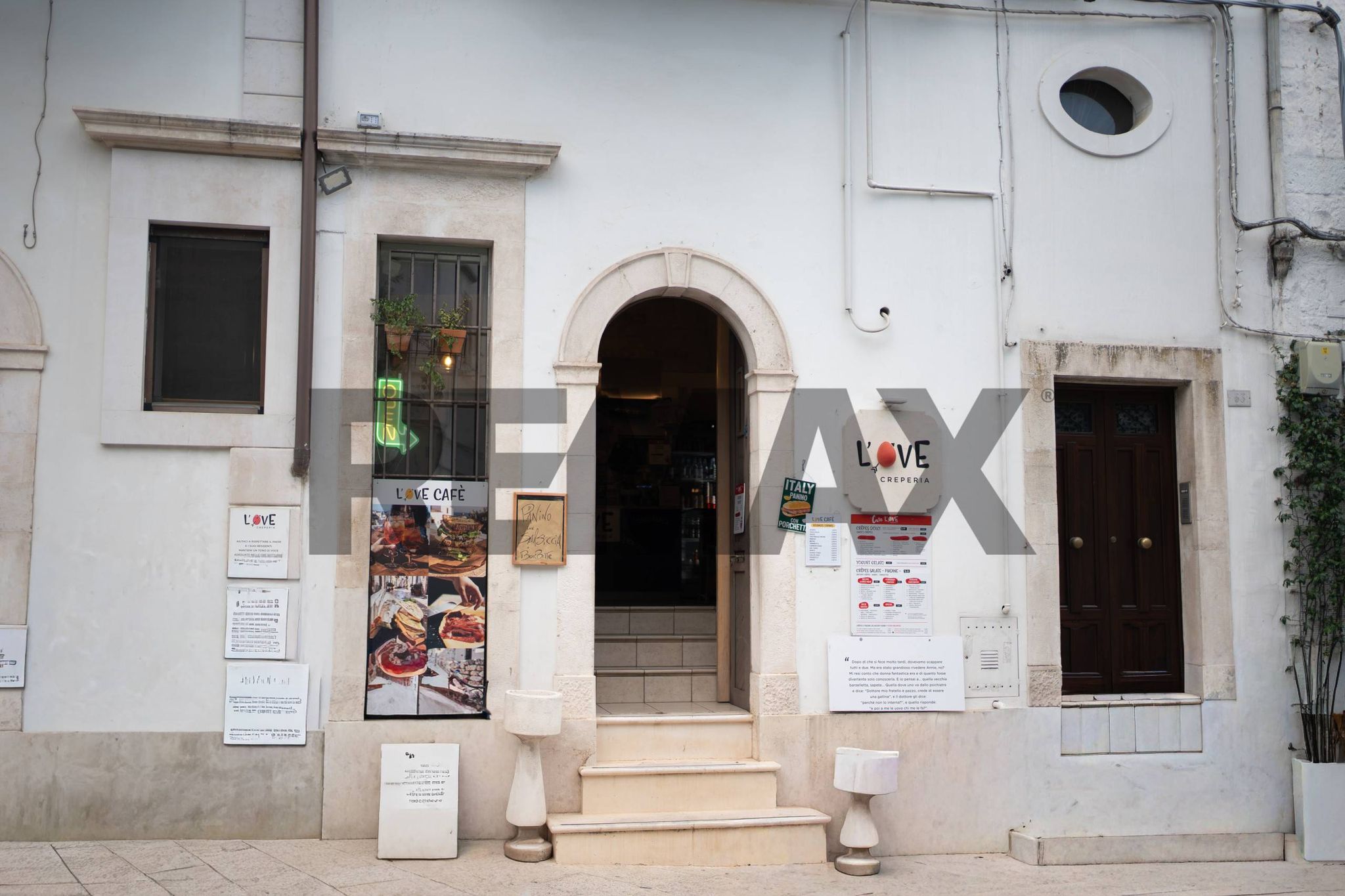 Edificio all'aperto