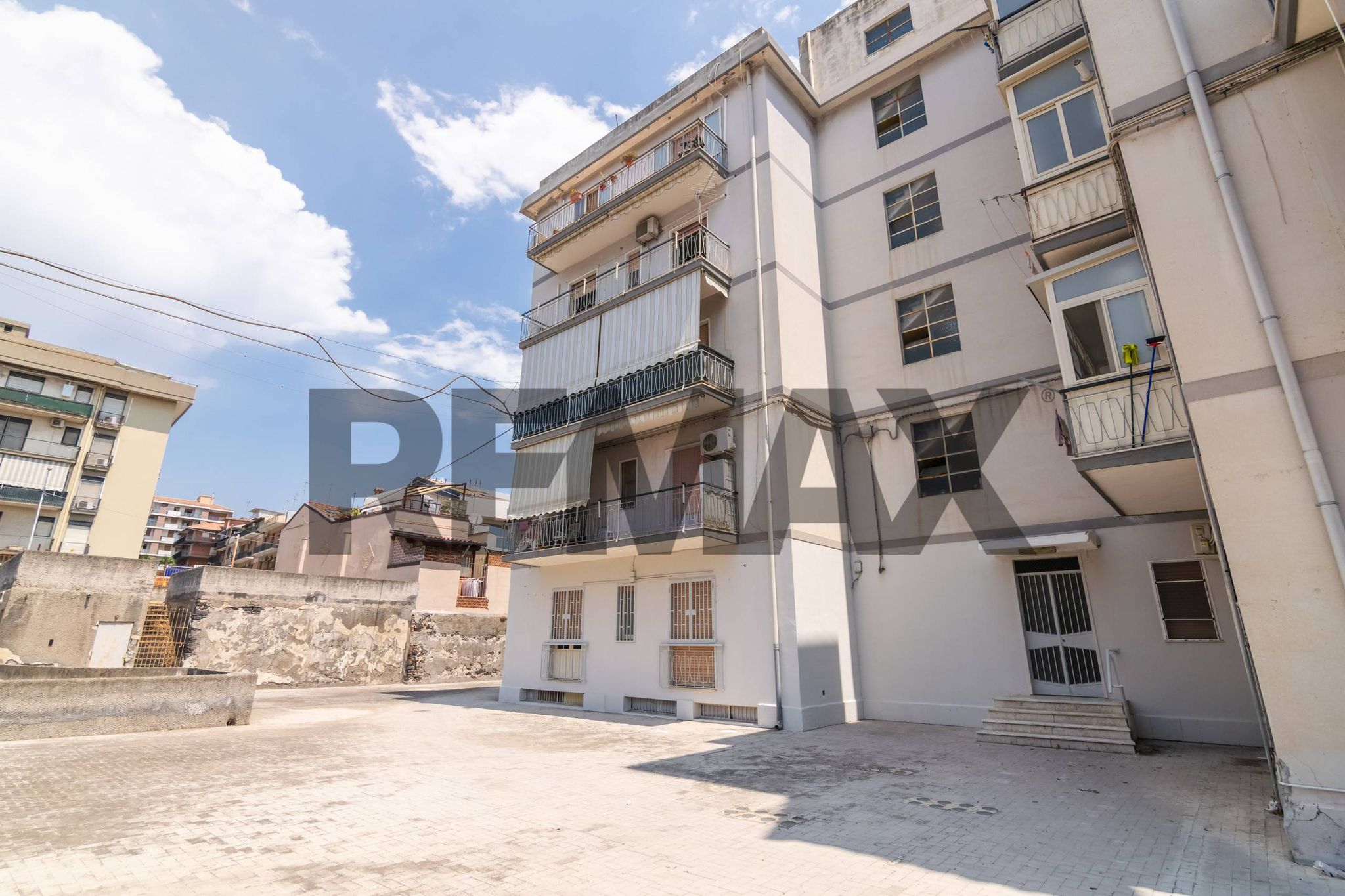 Edificio all'aperto
