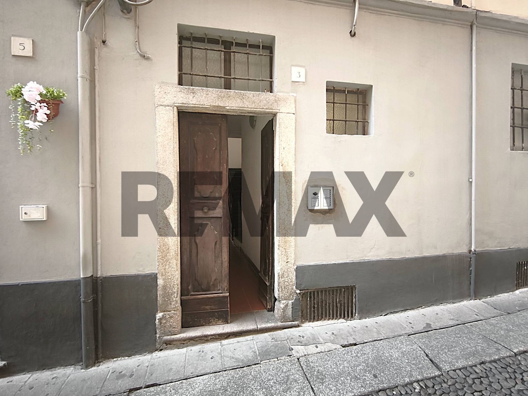 Edificio all'aperto