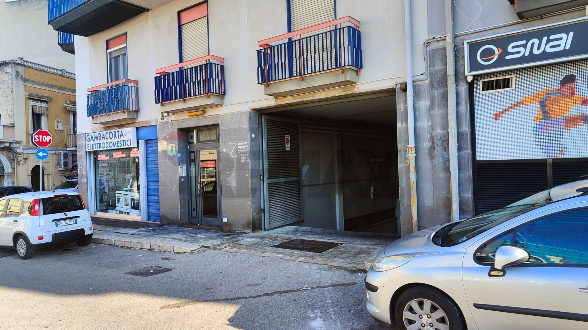 Edificio all'aperto