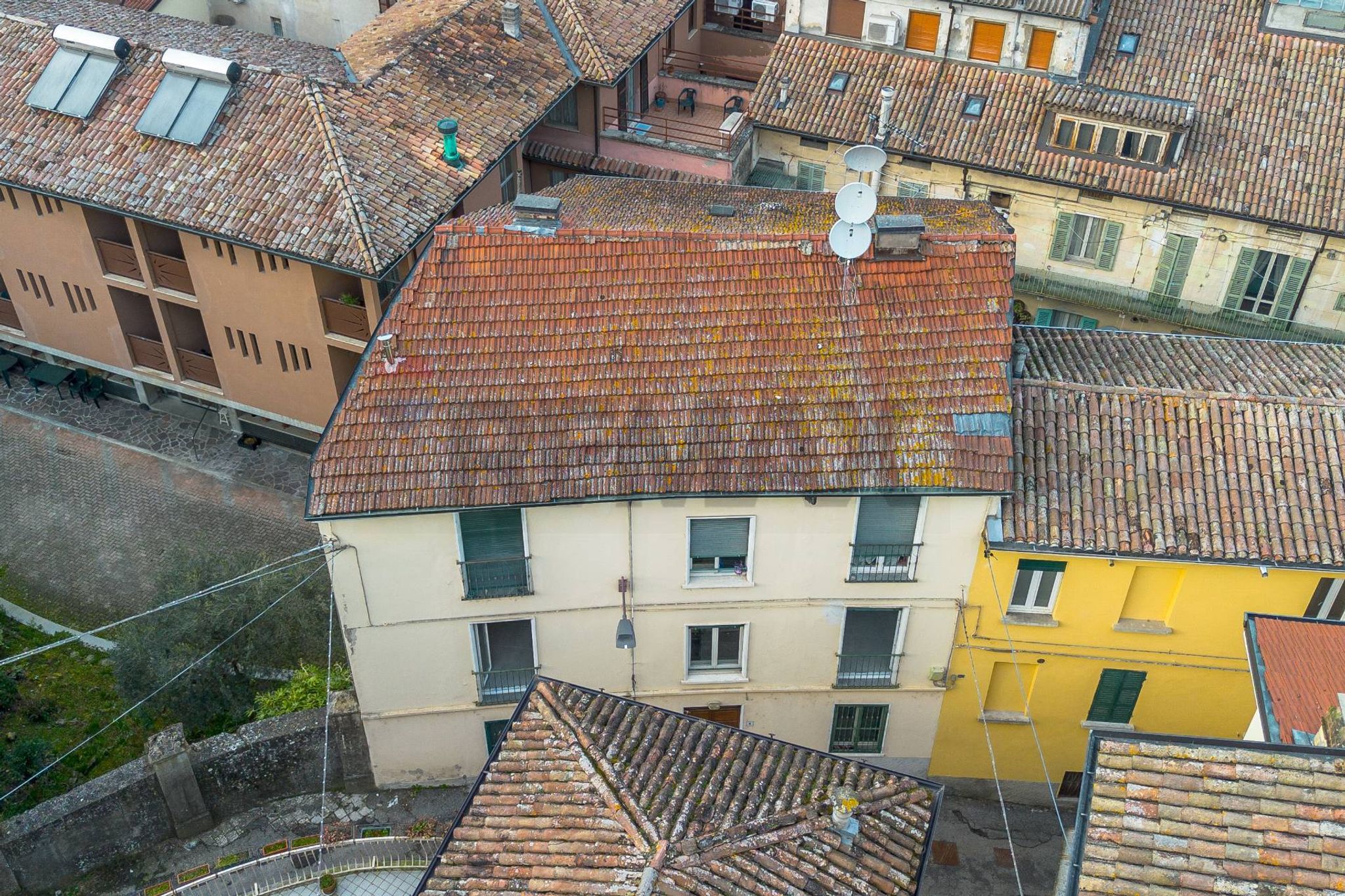 Edificio all'aperto