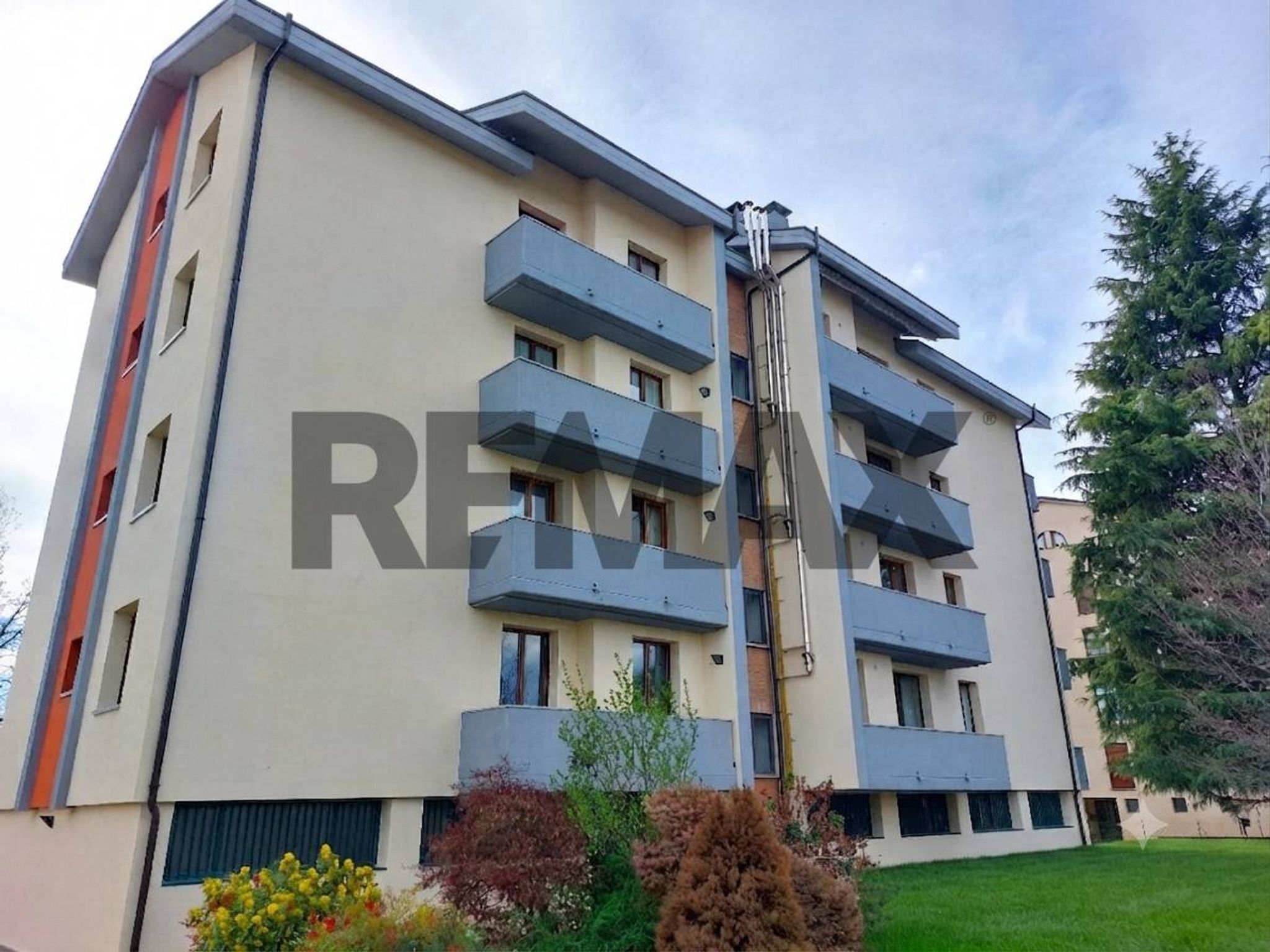 Edificio all'aperto