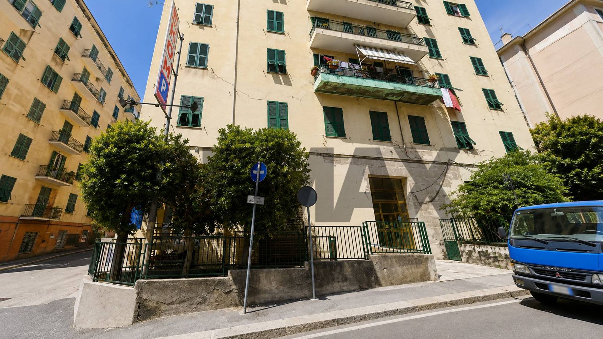 Edificio all'aperto