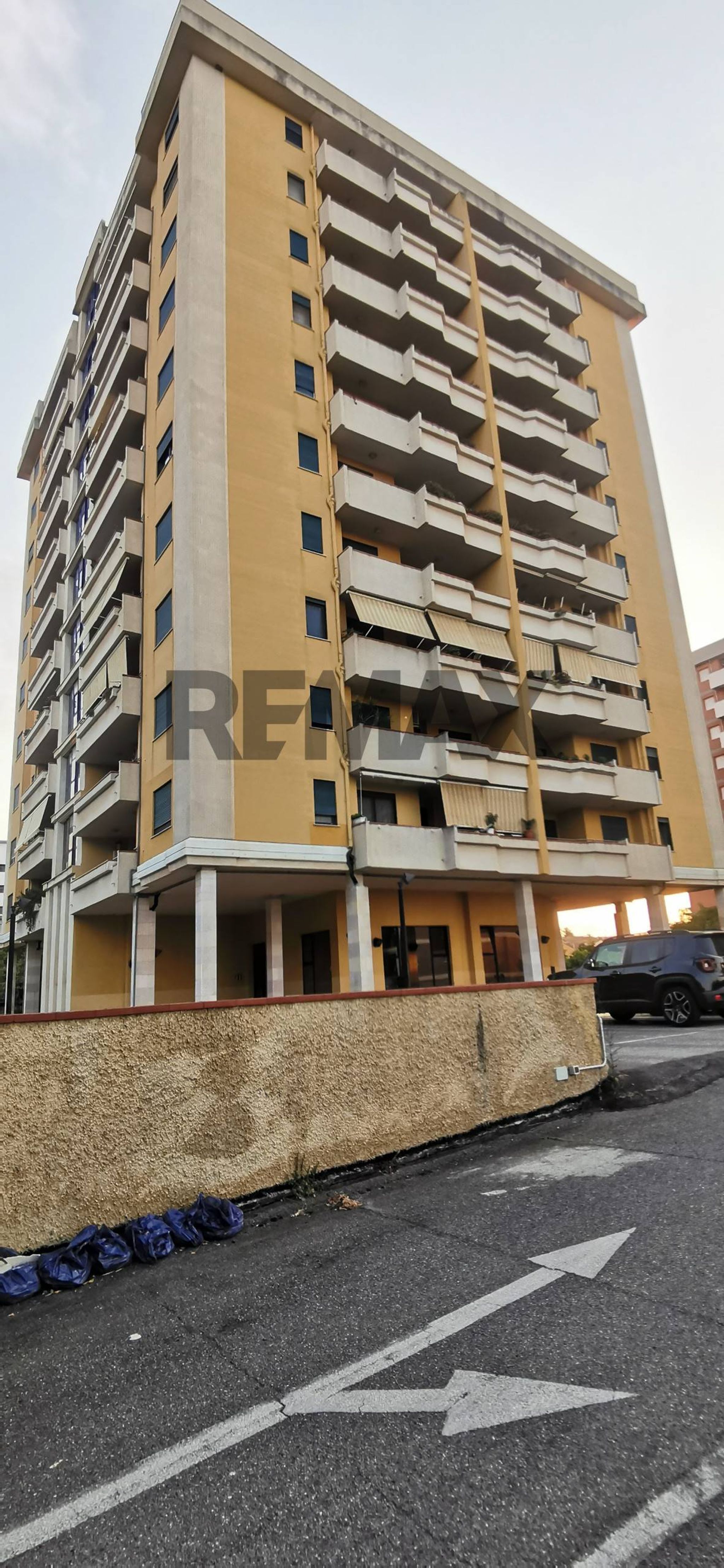 Edificio all'aperto