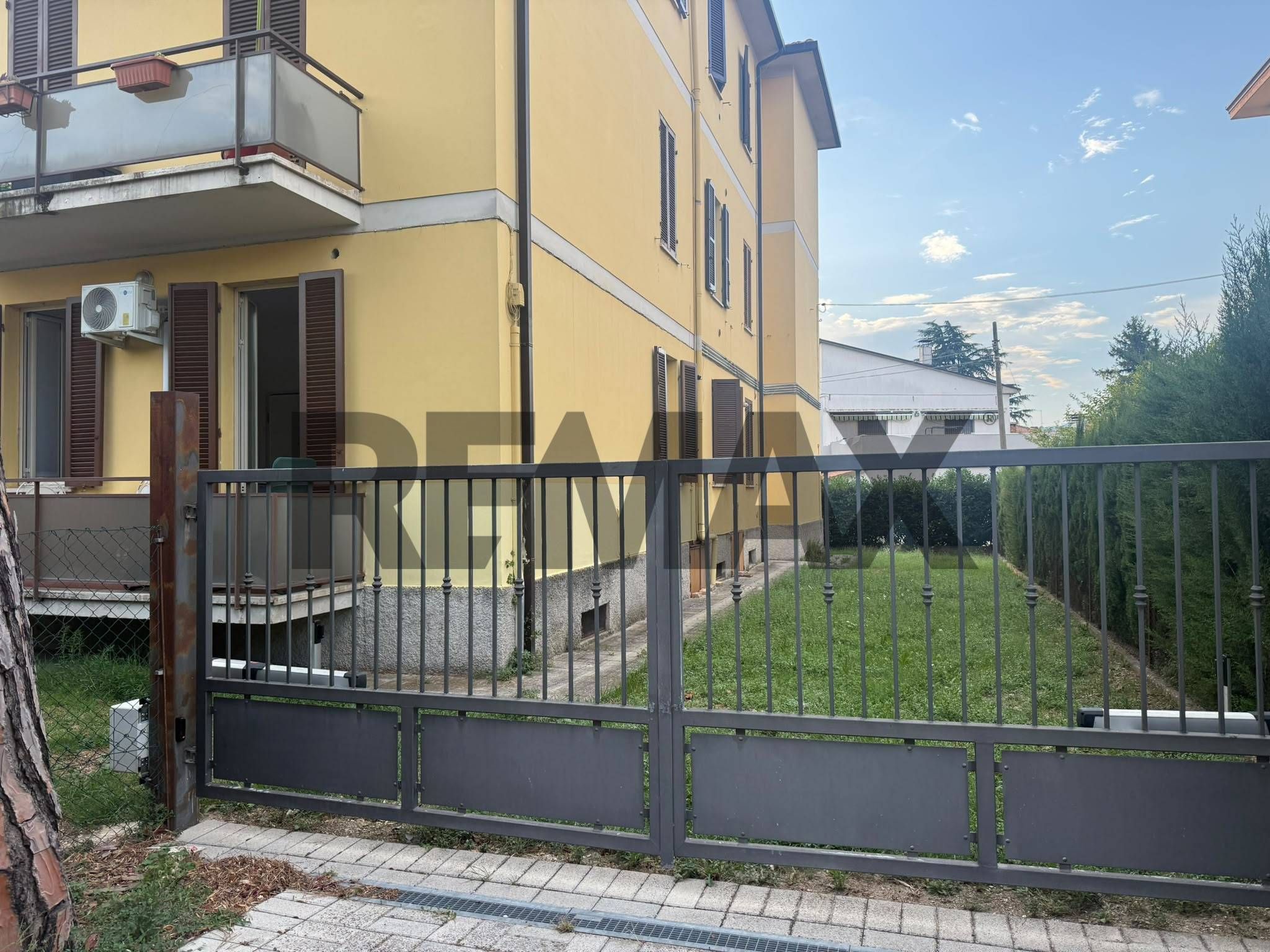 Edificio all'aperto