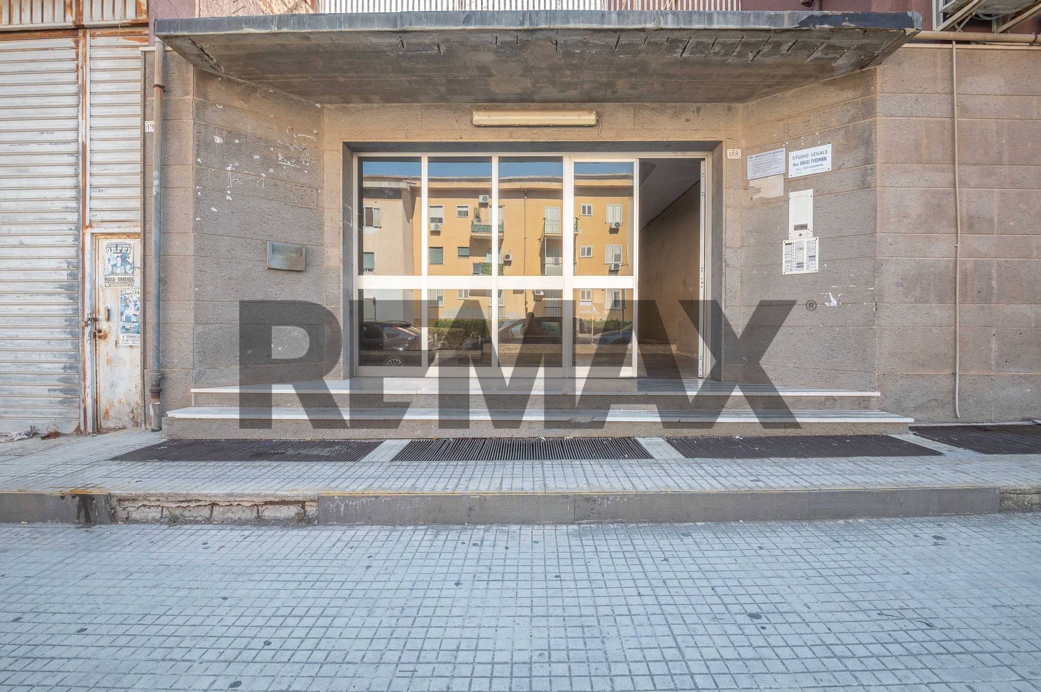 Edificio all'aperto