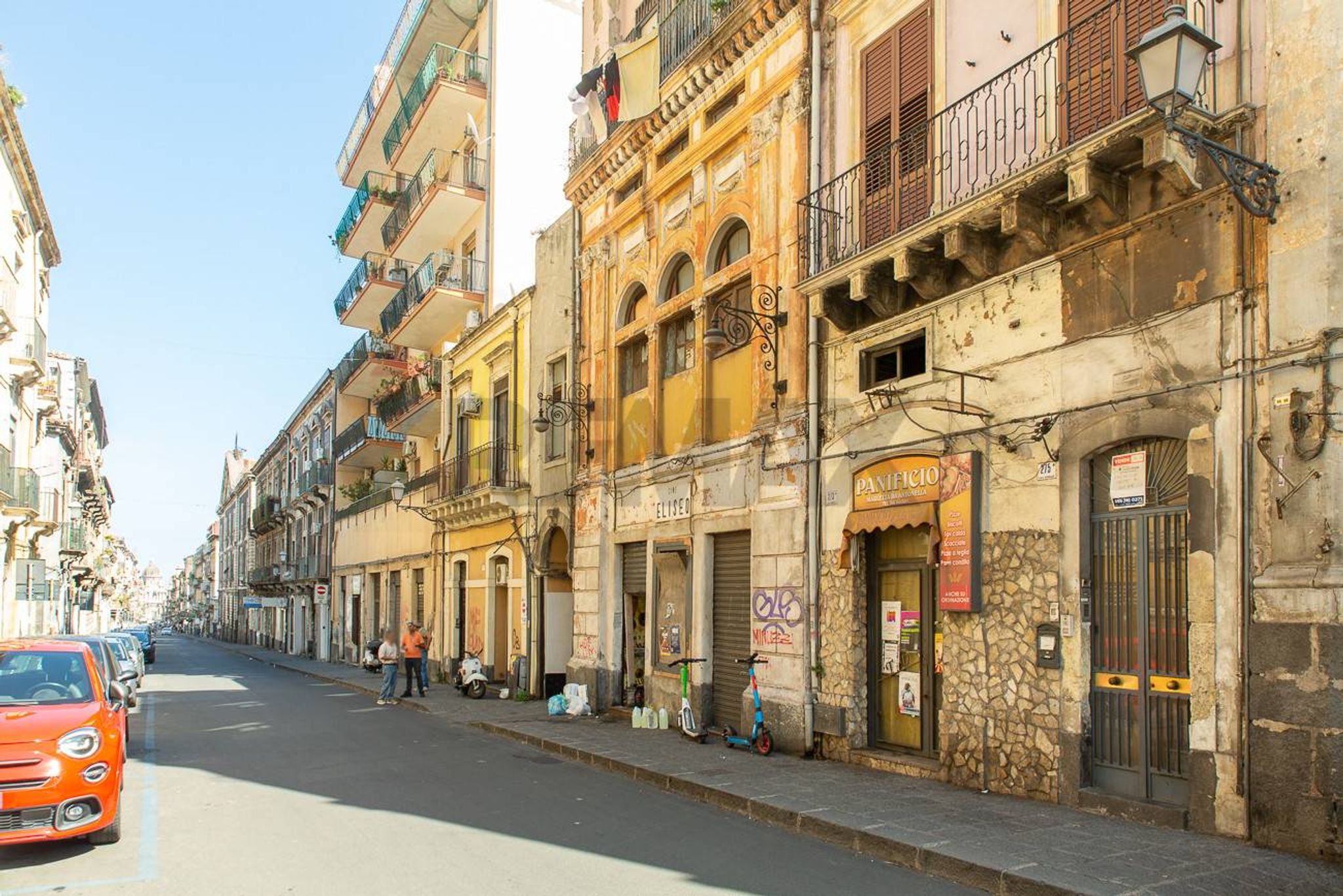 Edificio all'aperto