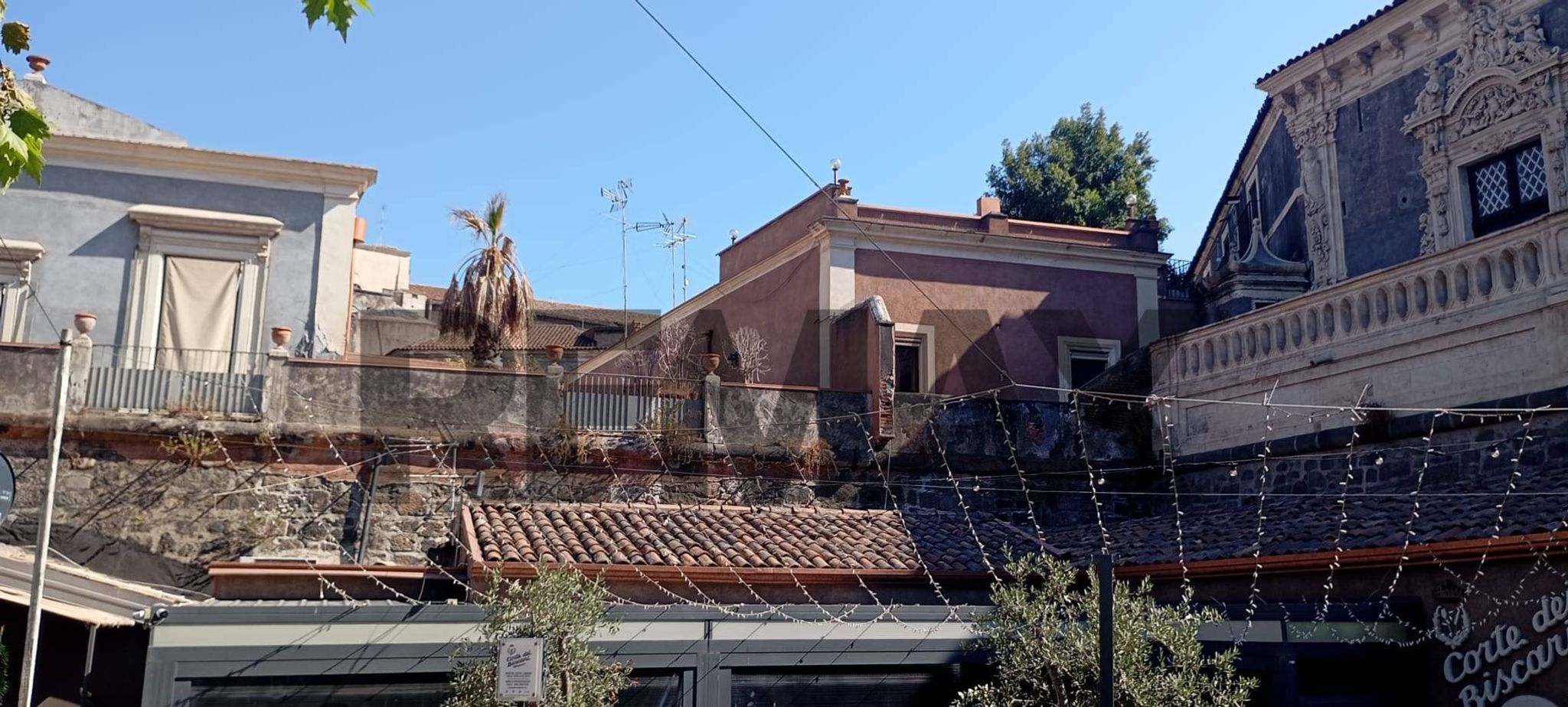 Edificio all'aperto