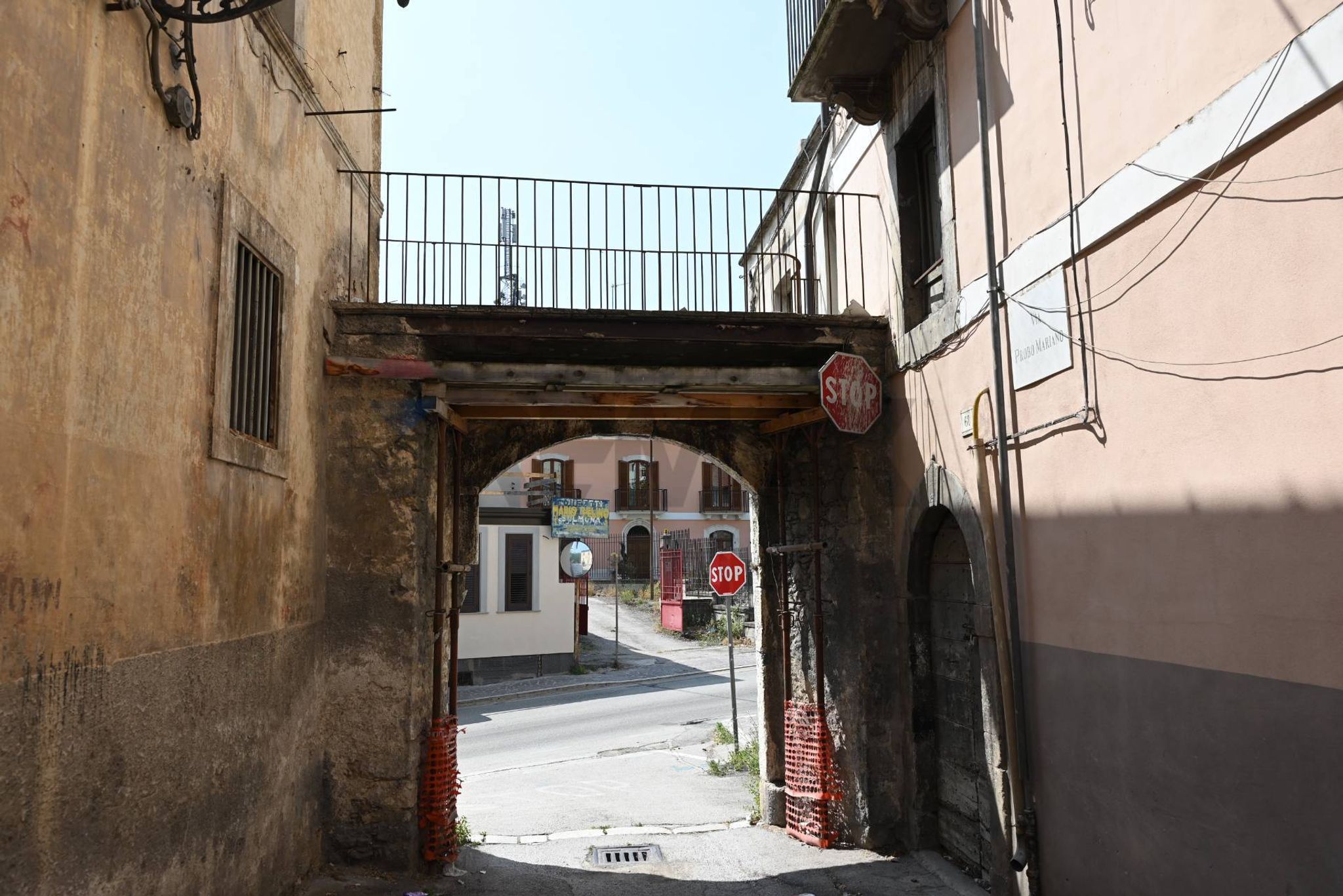 Edificio all'aperto