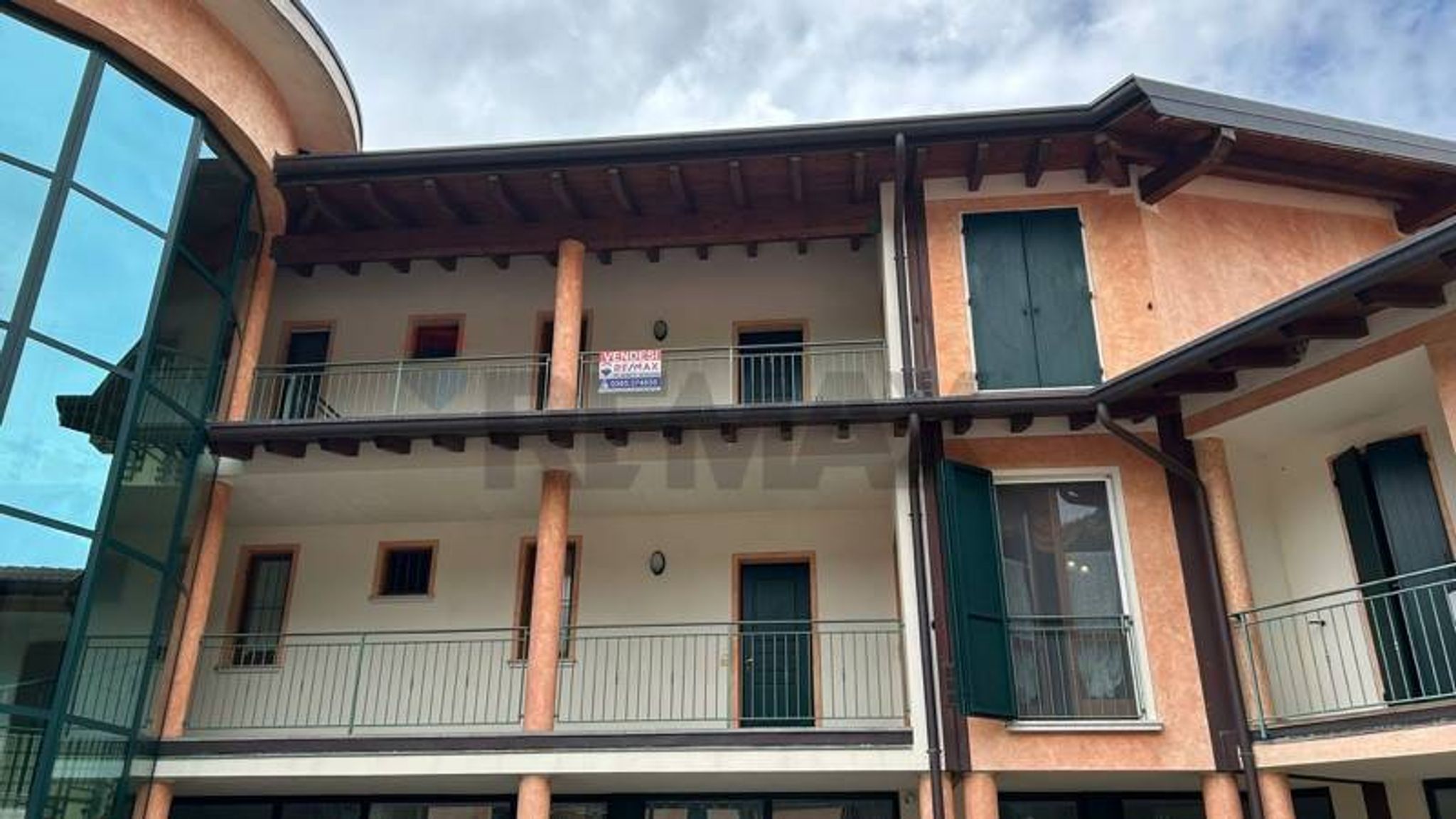 Edificio all'aperto