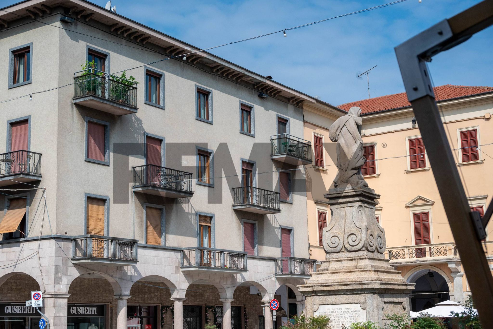Edificio all'aperto