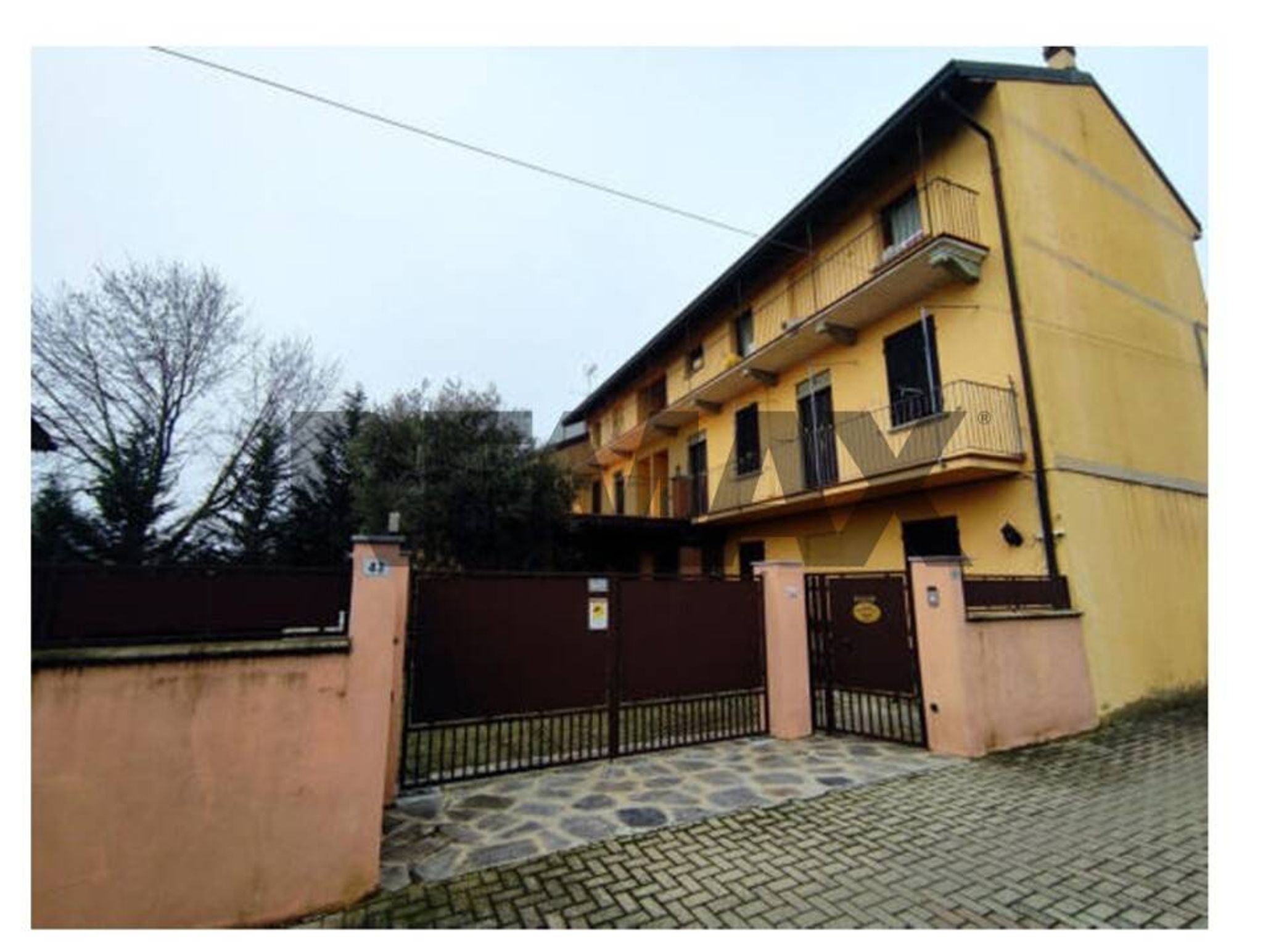 Edificio all'aperto