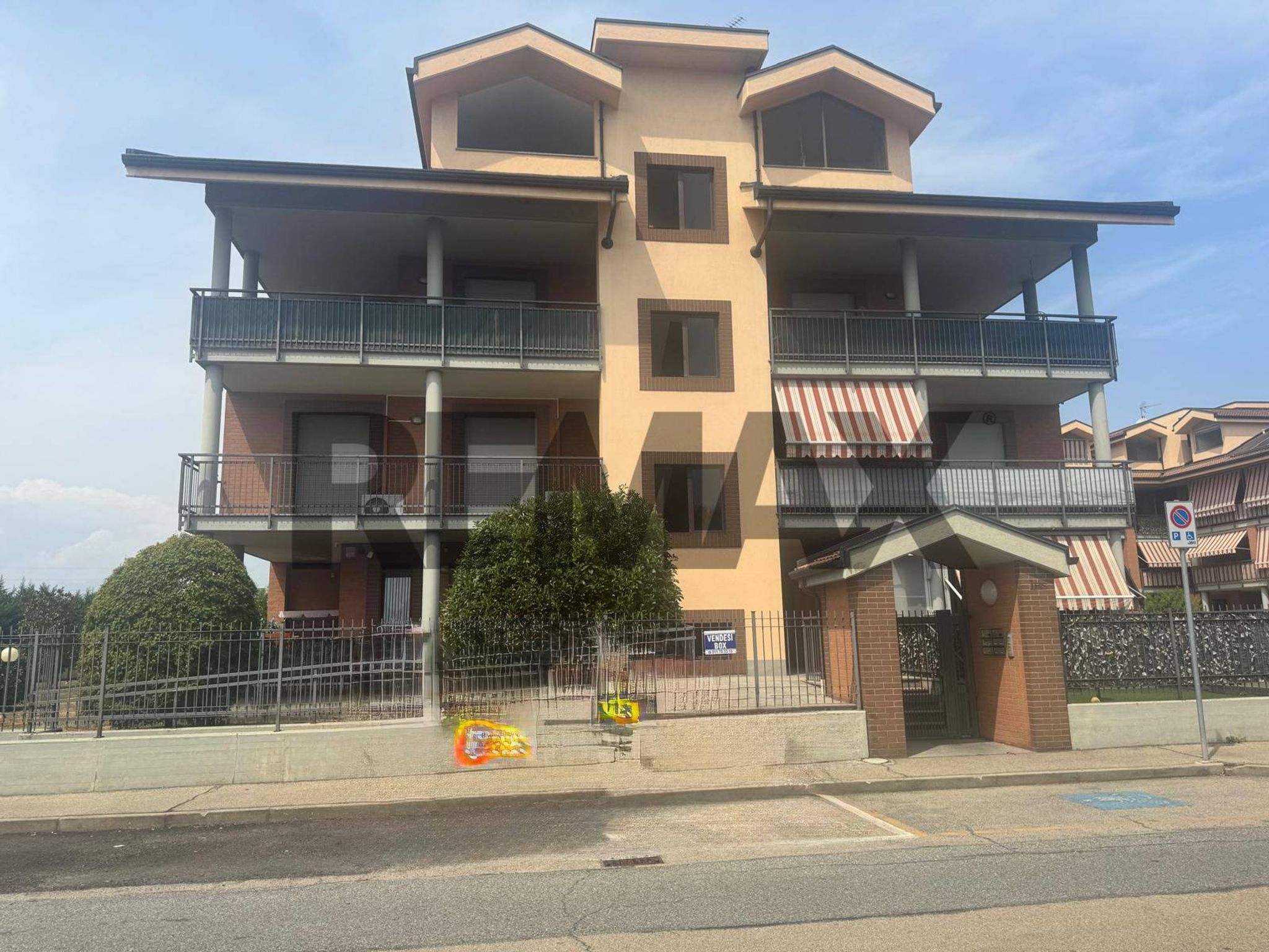 Edificio all'aperto