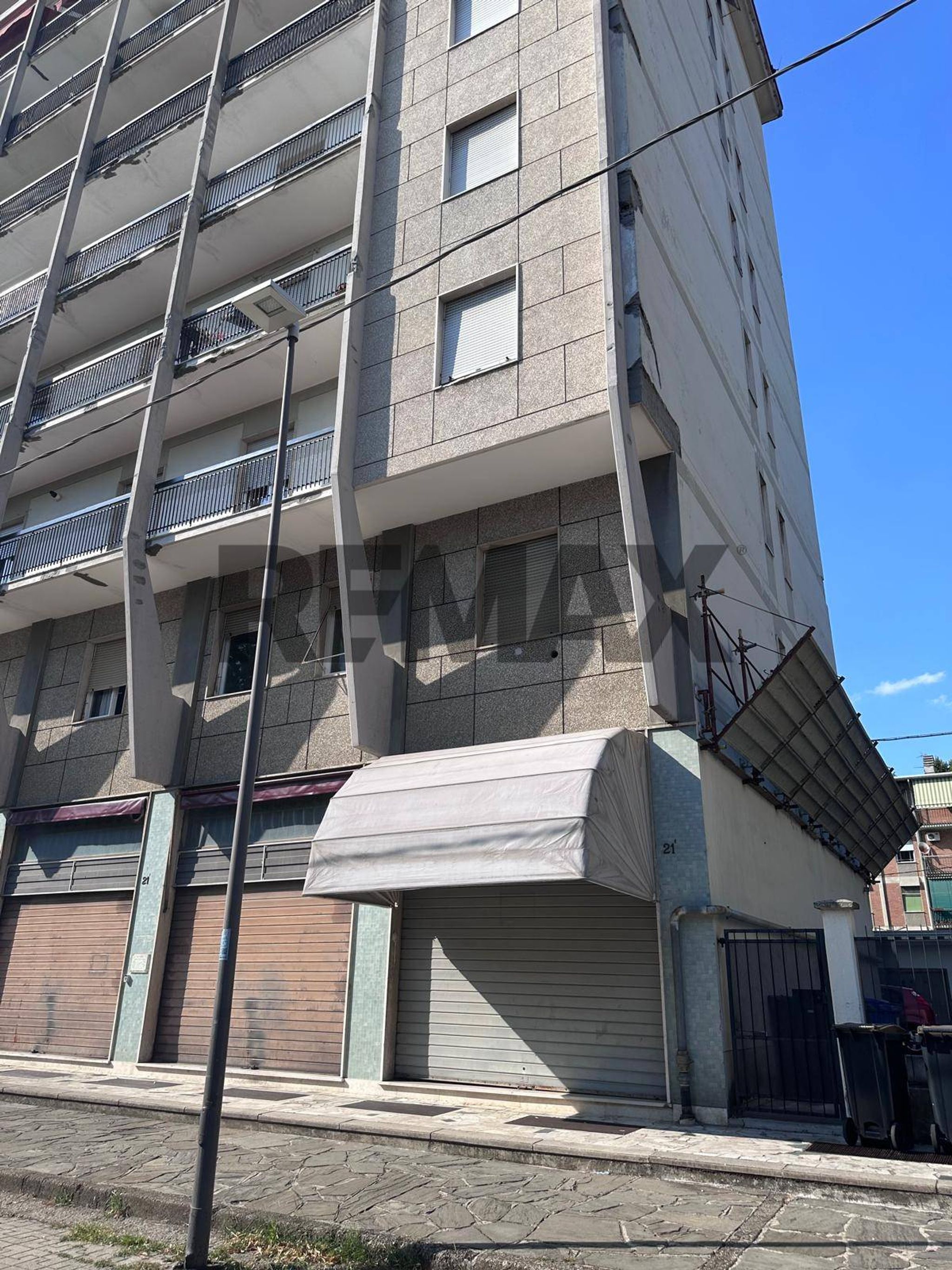 Edificio all'aperto