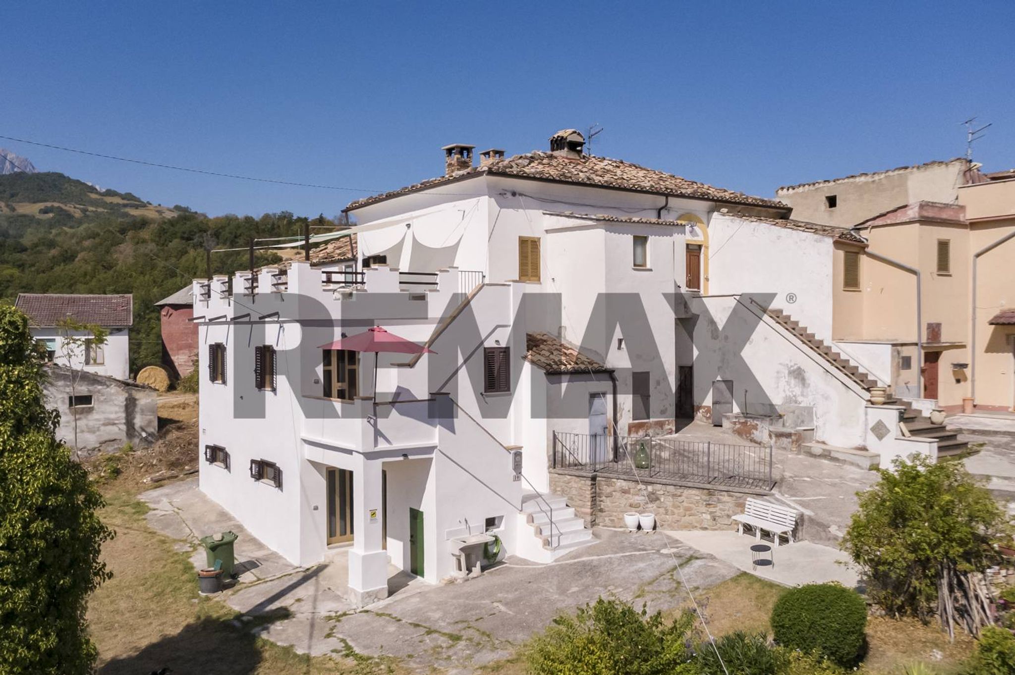 Property in Penne