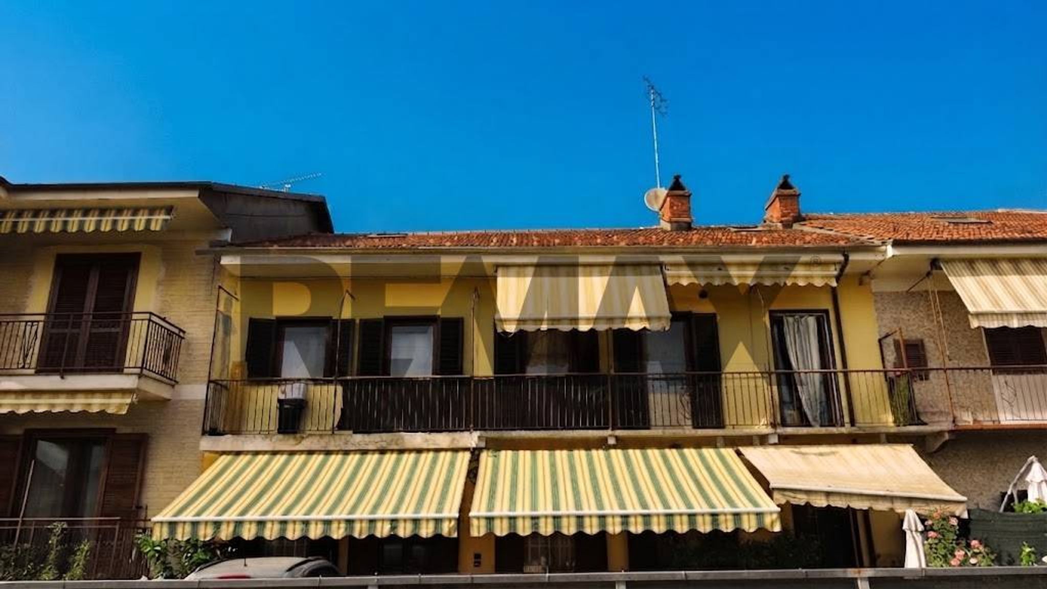 Edificio all'aperto