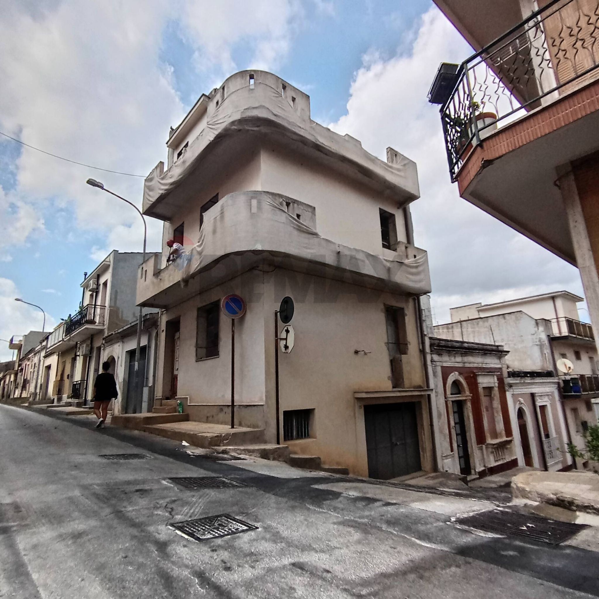 Edificio all'aperto
