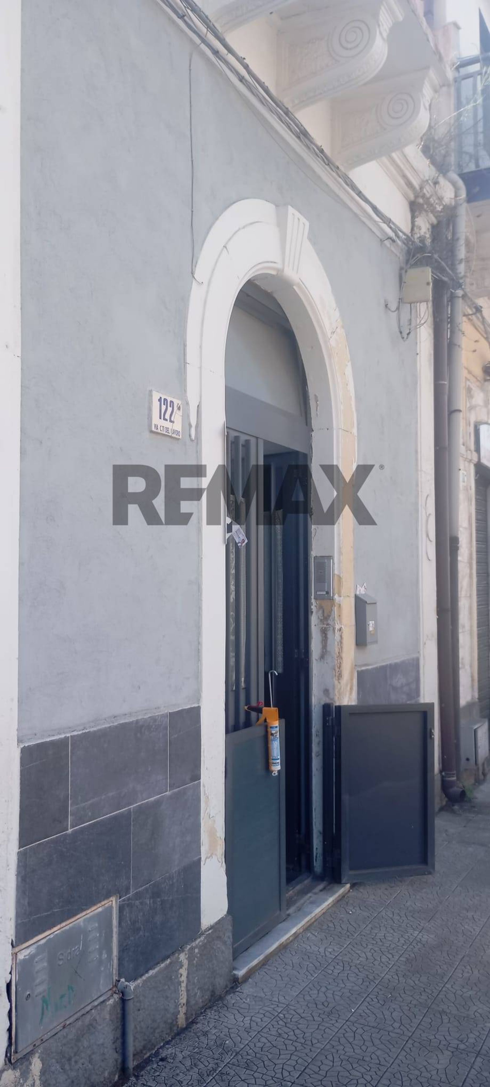 Edificio all'aperto
