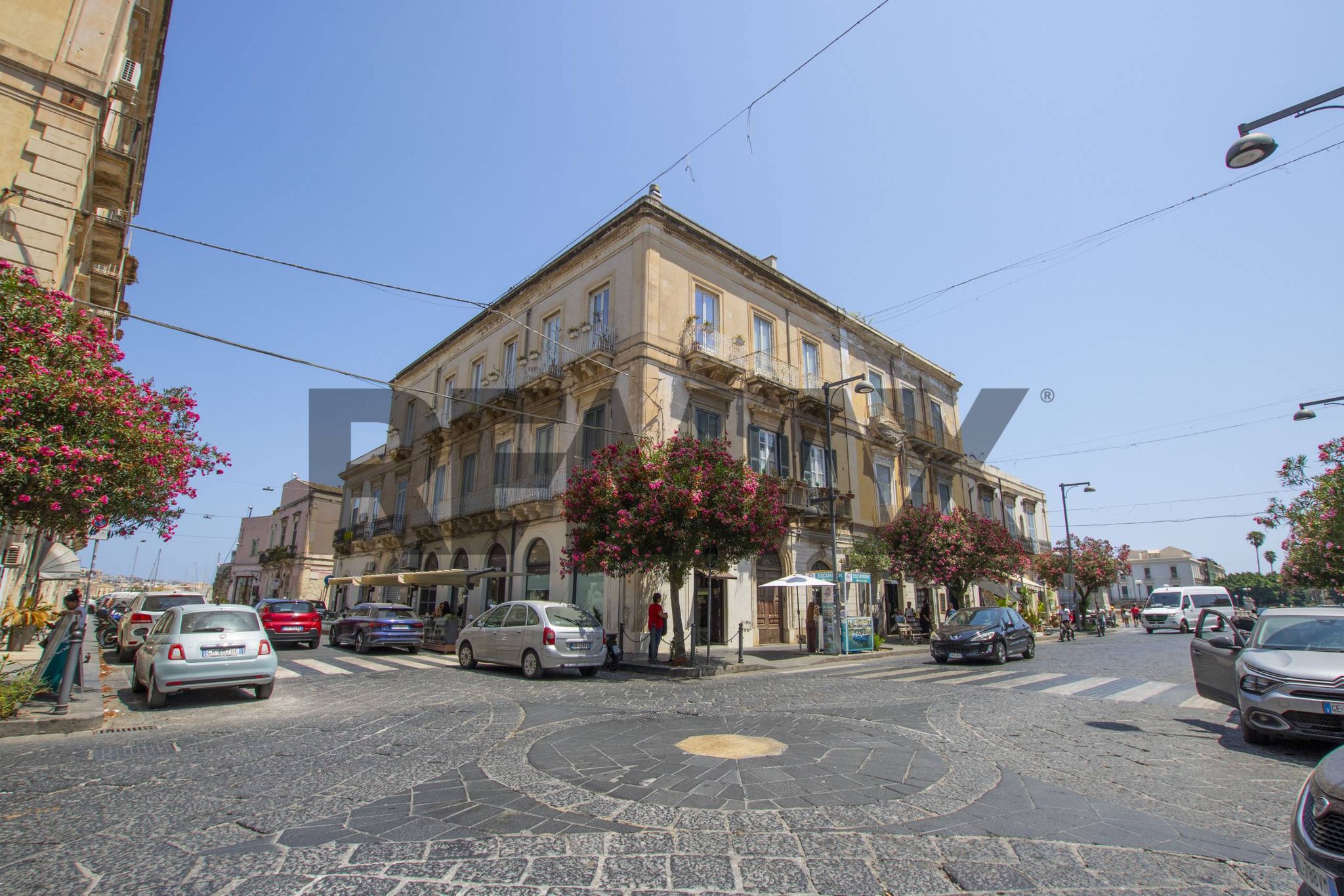 Edificio all'aperto