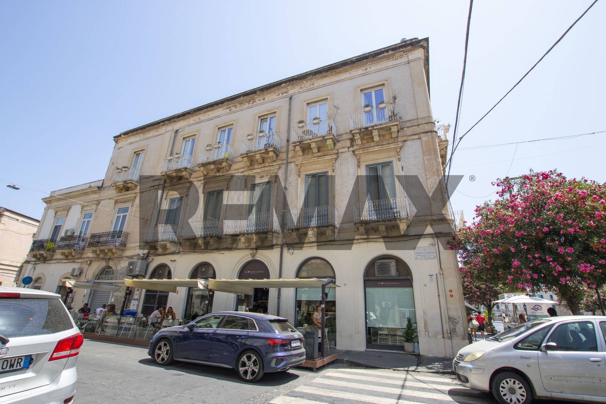 Edificio all'aperto