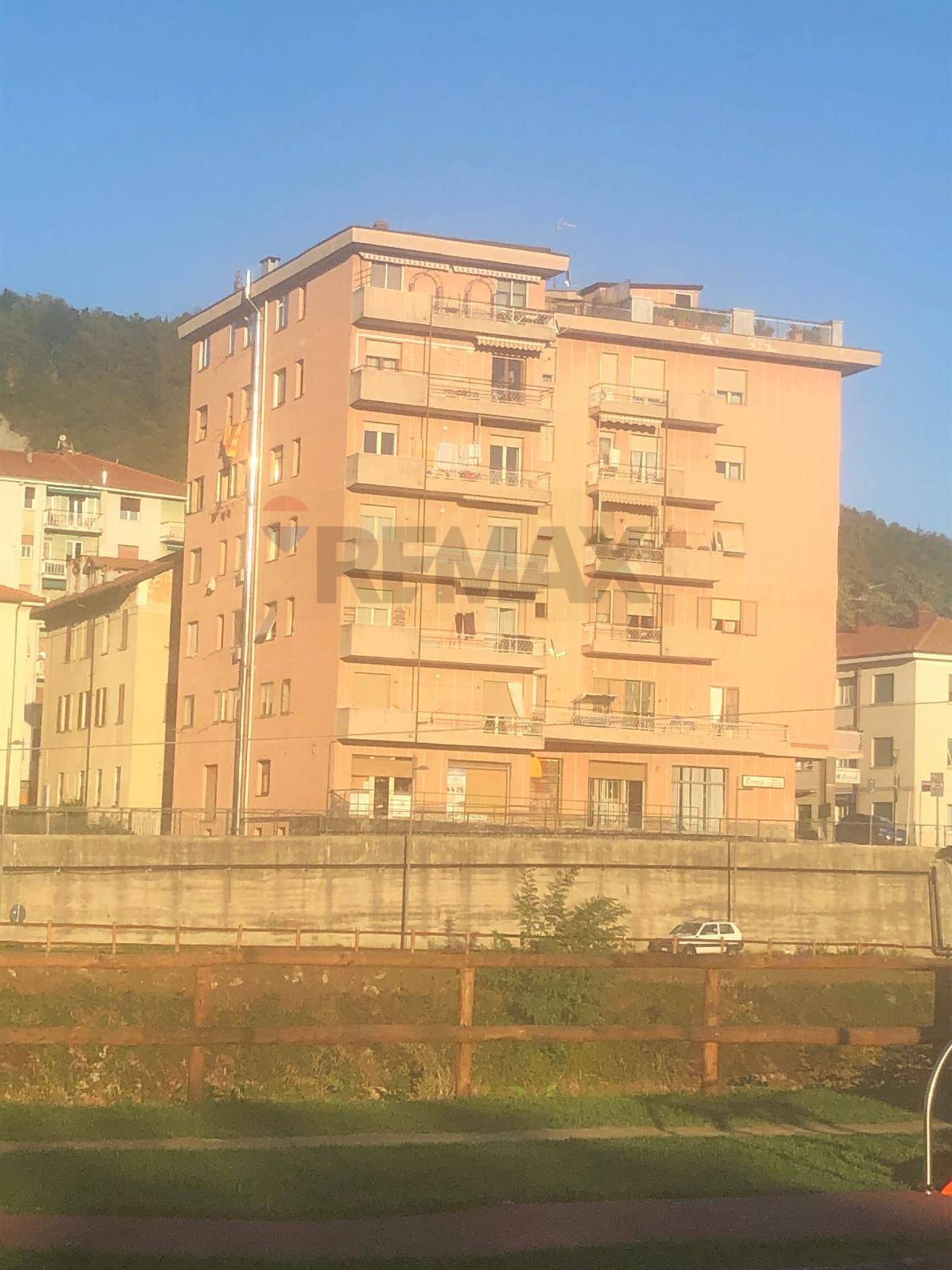 Edificio all'aperto