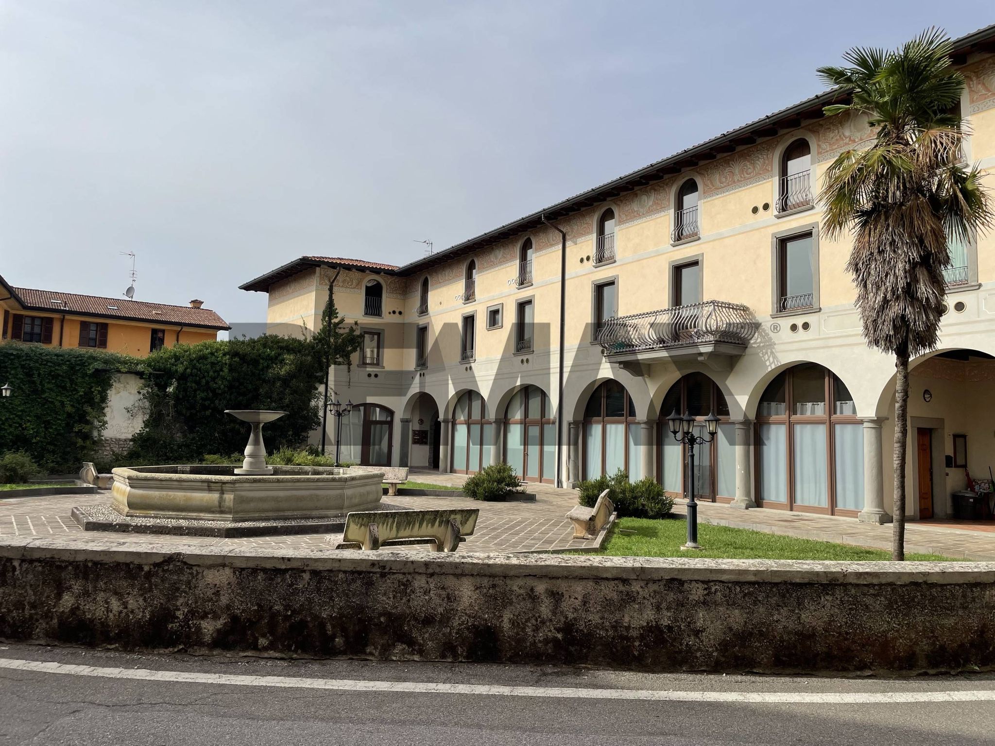 Edificio all'aperto
