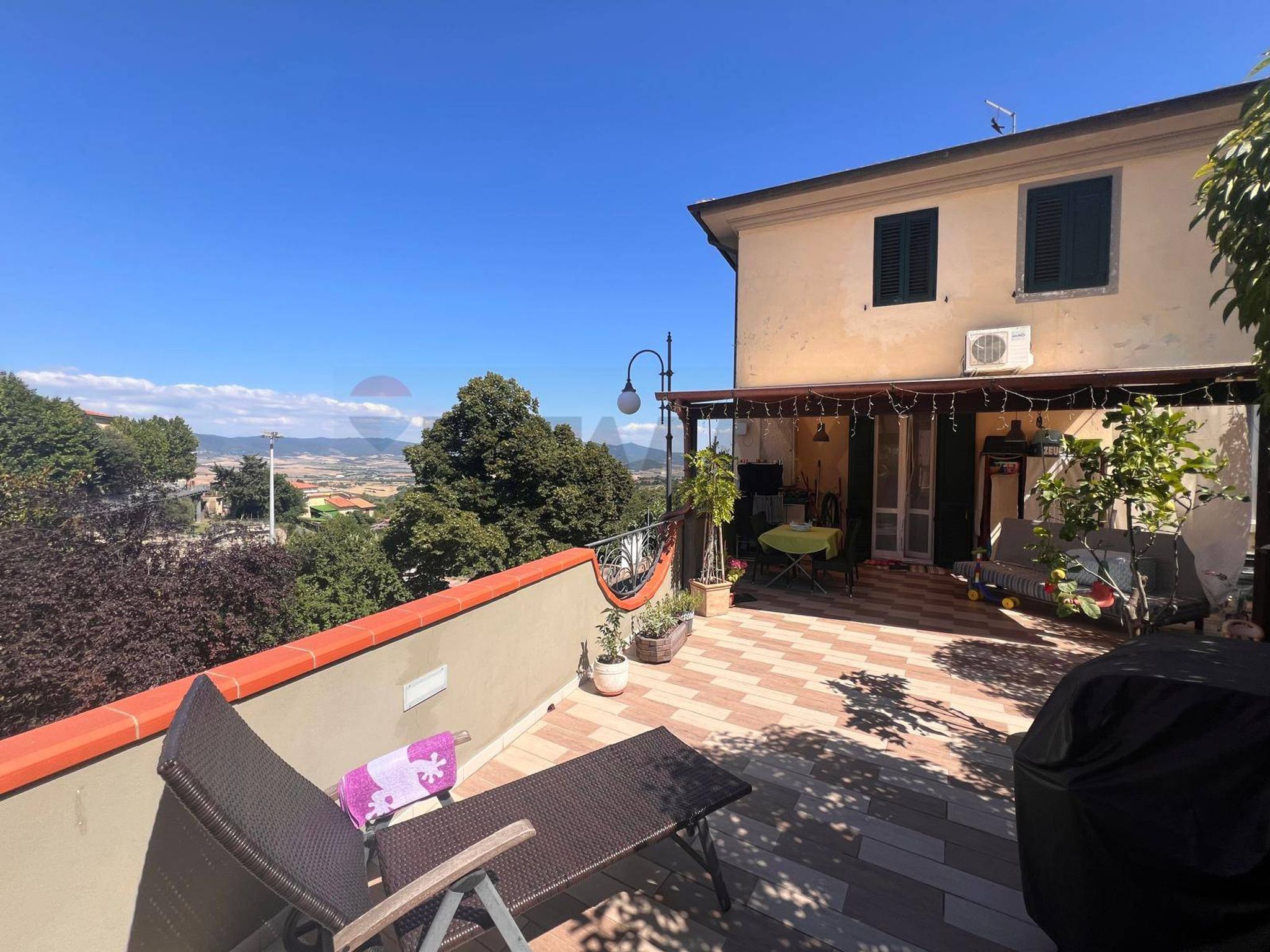 Property in Rosignano Marittimo