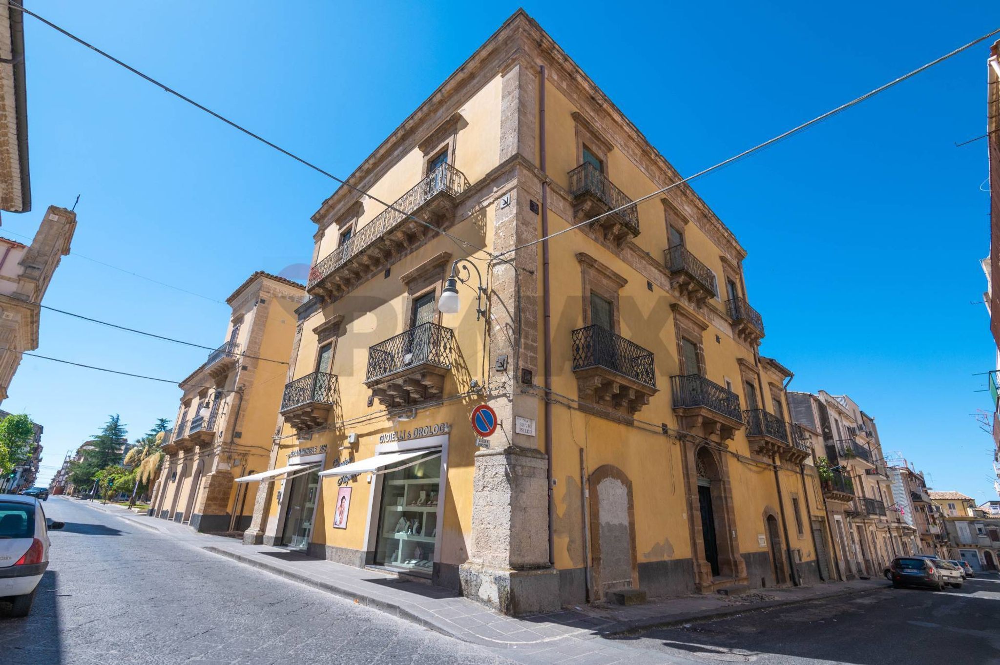 Edificio all'aperto