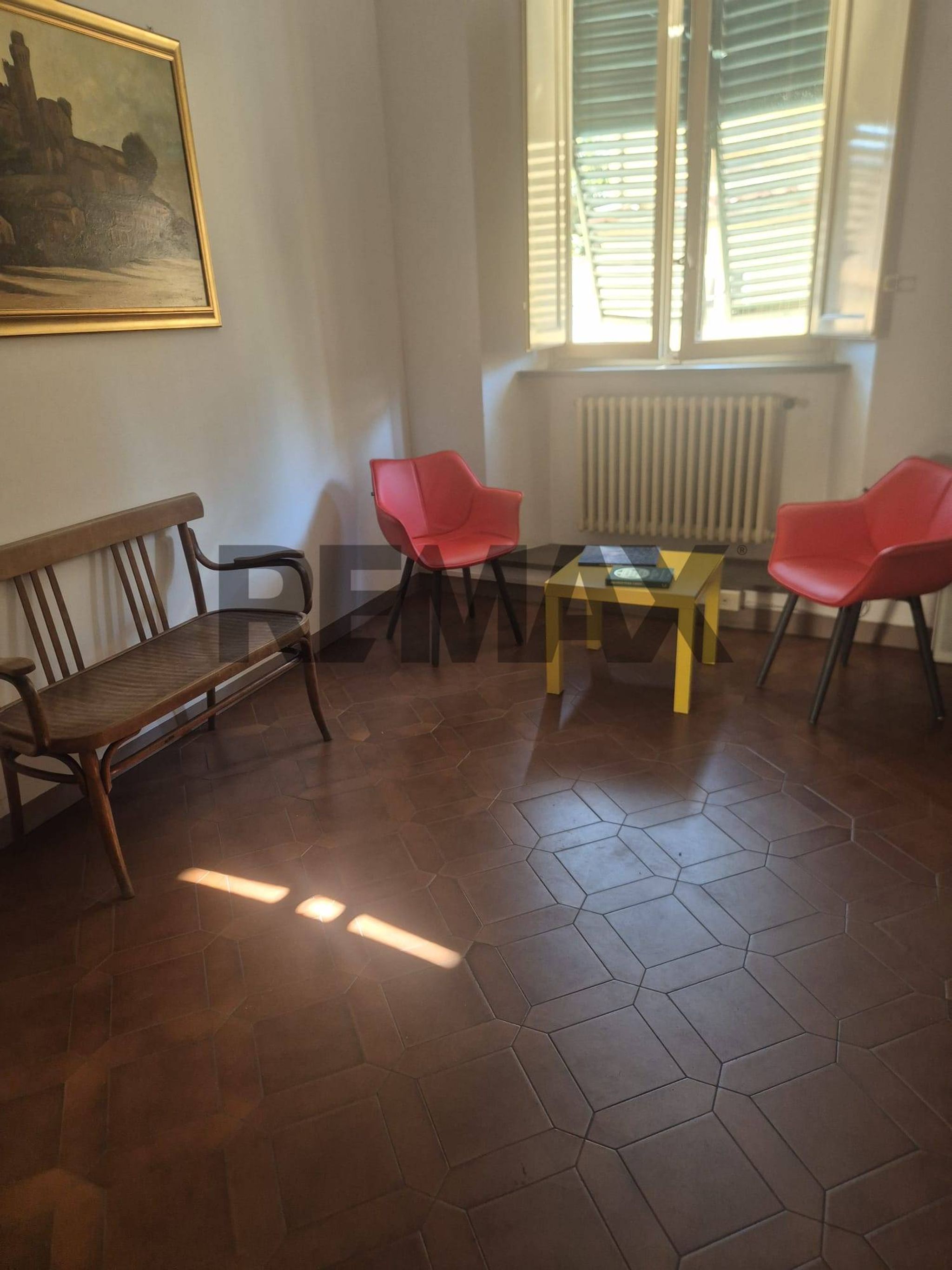 Immobile a Lucca