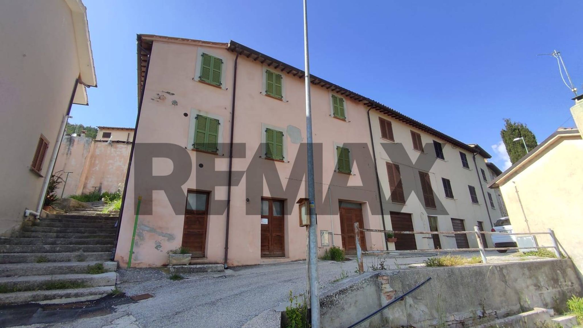 Immobile a Foligno