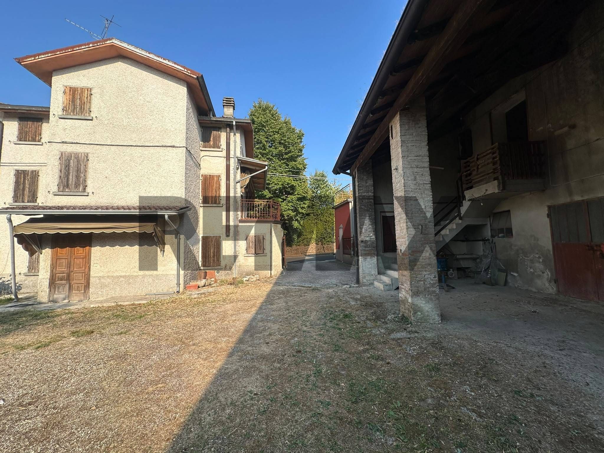 Casa all'aperto