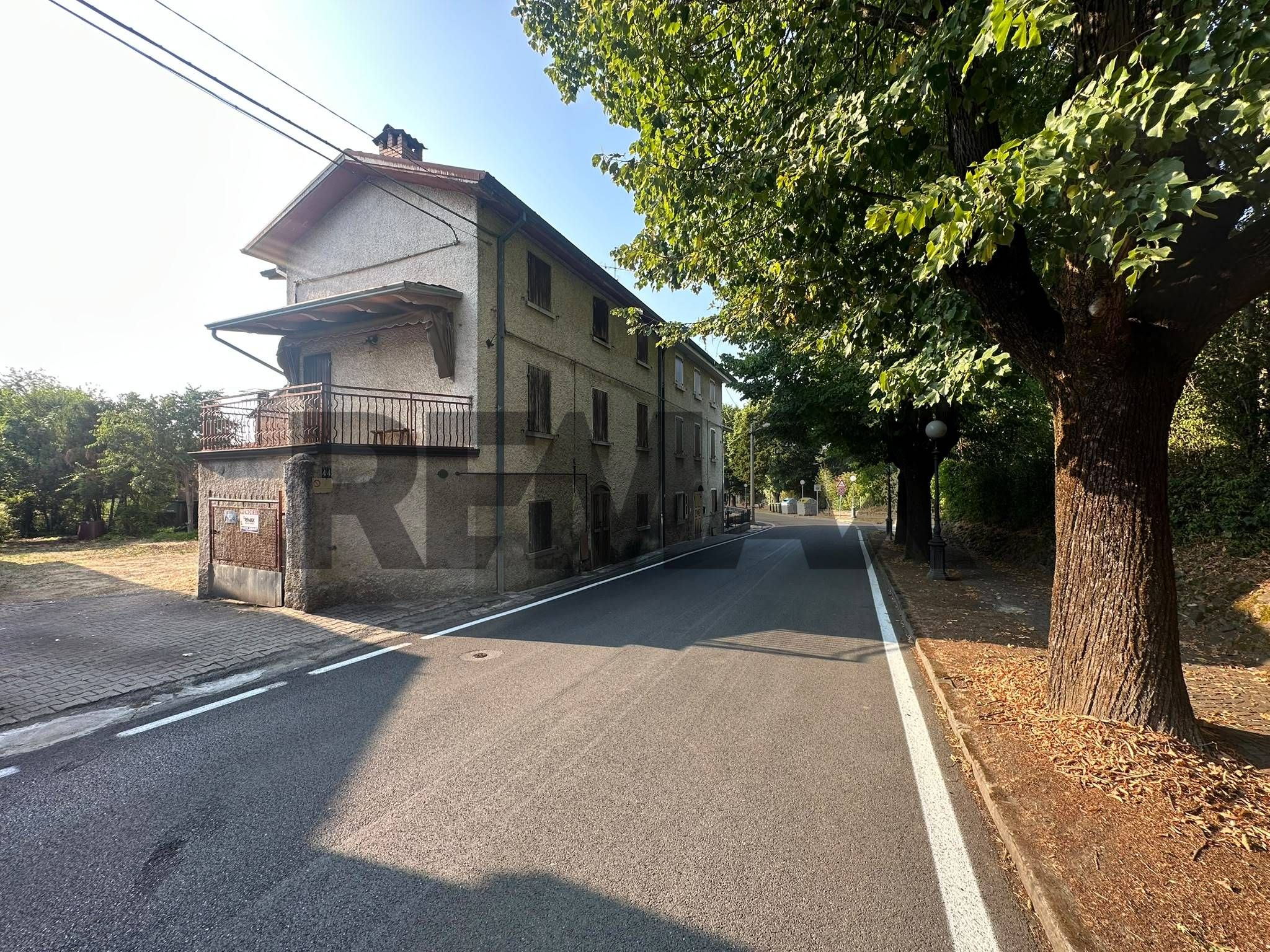Edificio all'aperto