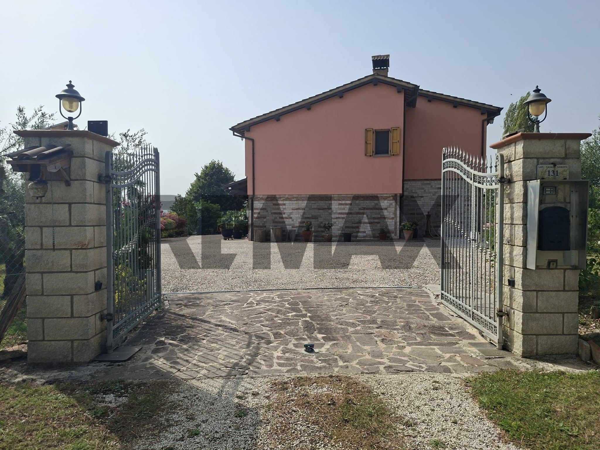 Casa all'aperto
