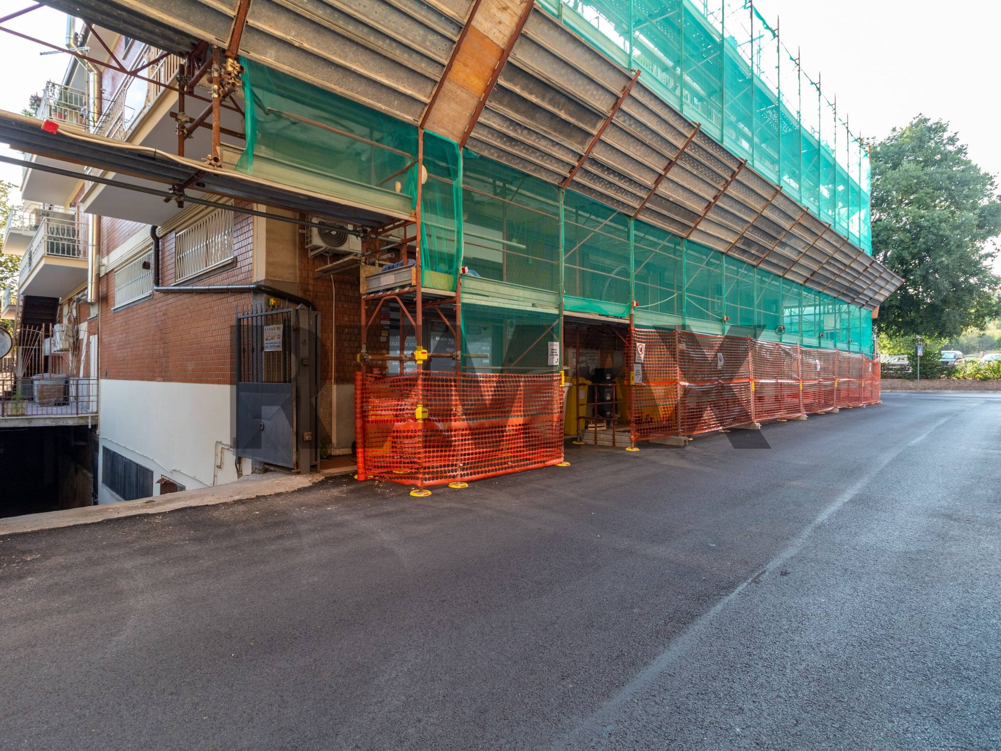 Edificio all'aperto