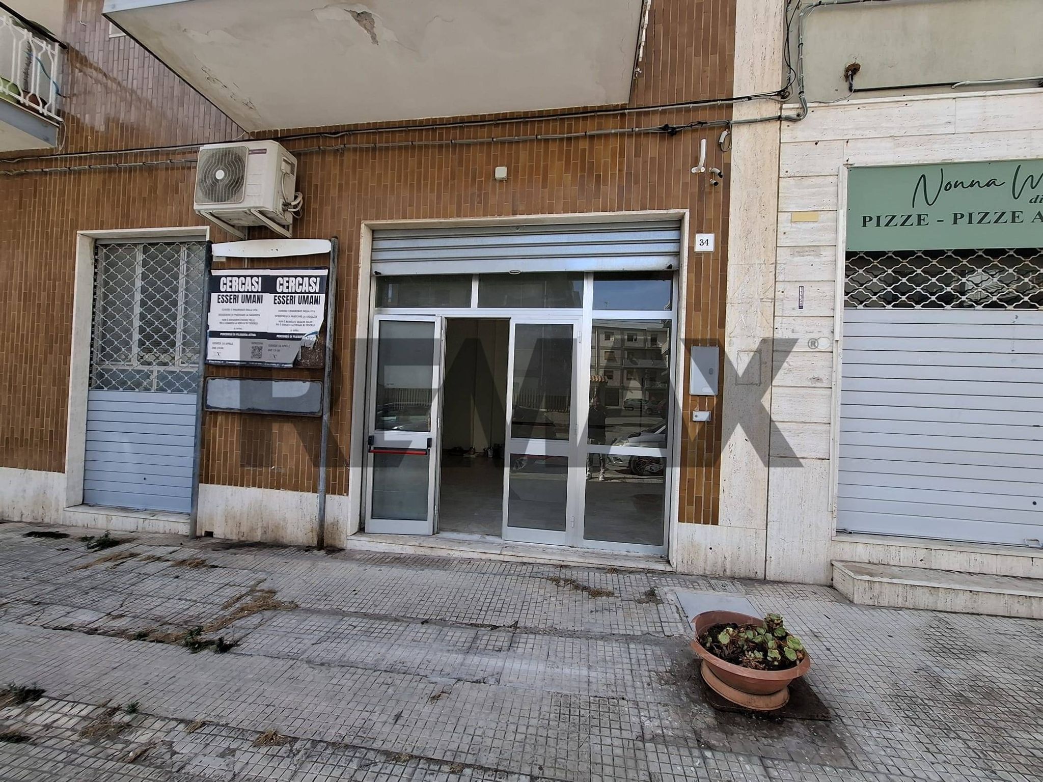 Edificio all'aperto