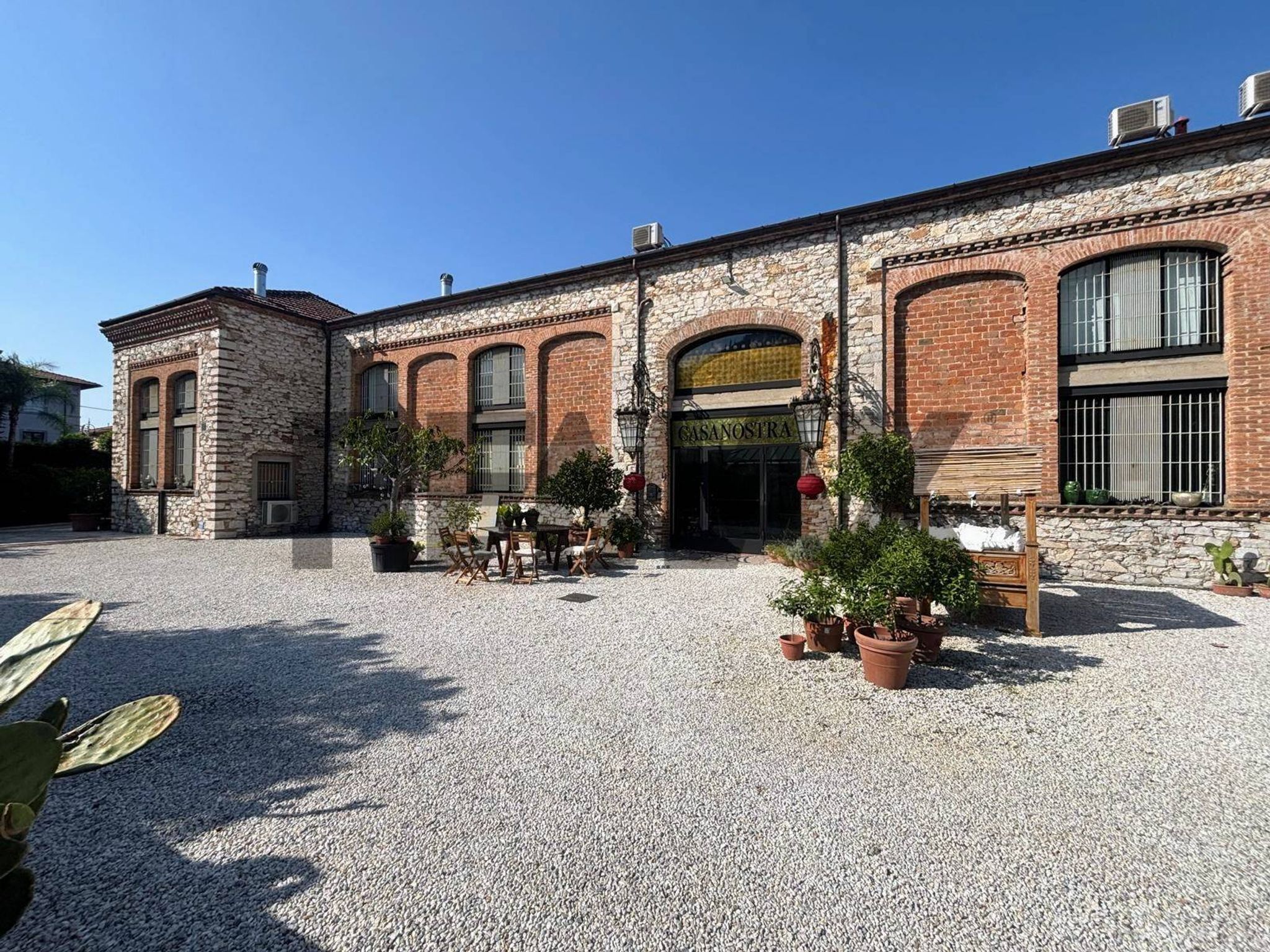 Immobile a Pietrasanta