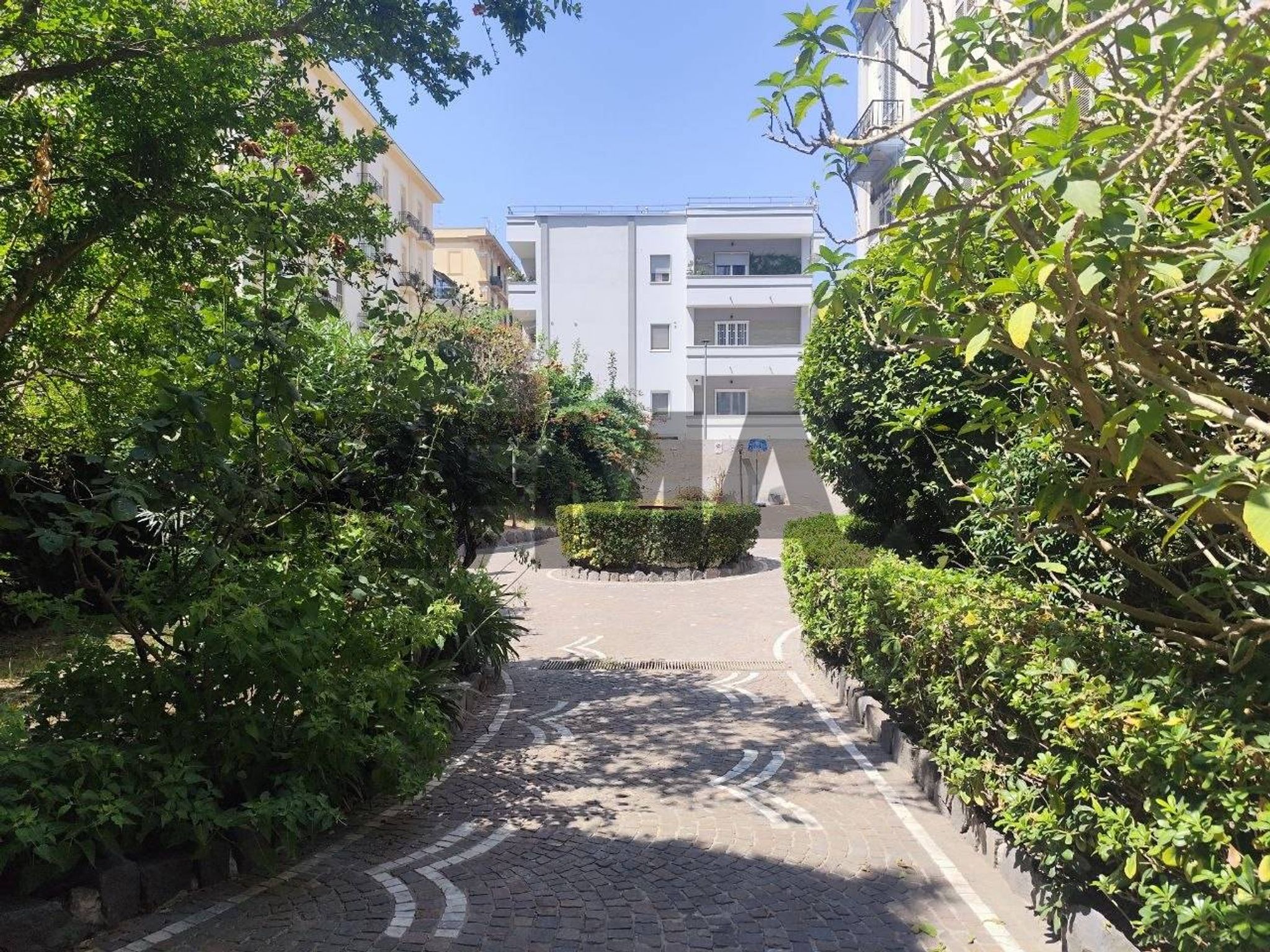 Edificio all'aperto