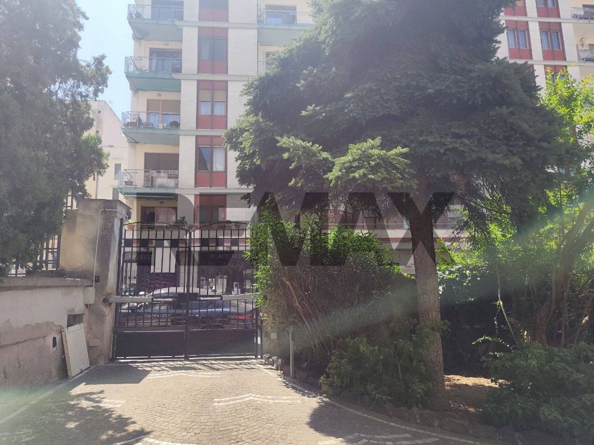 Edificio all'aperto