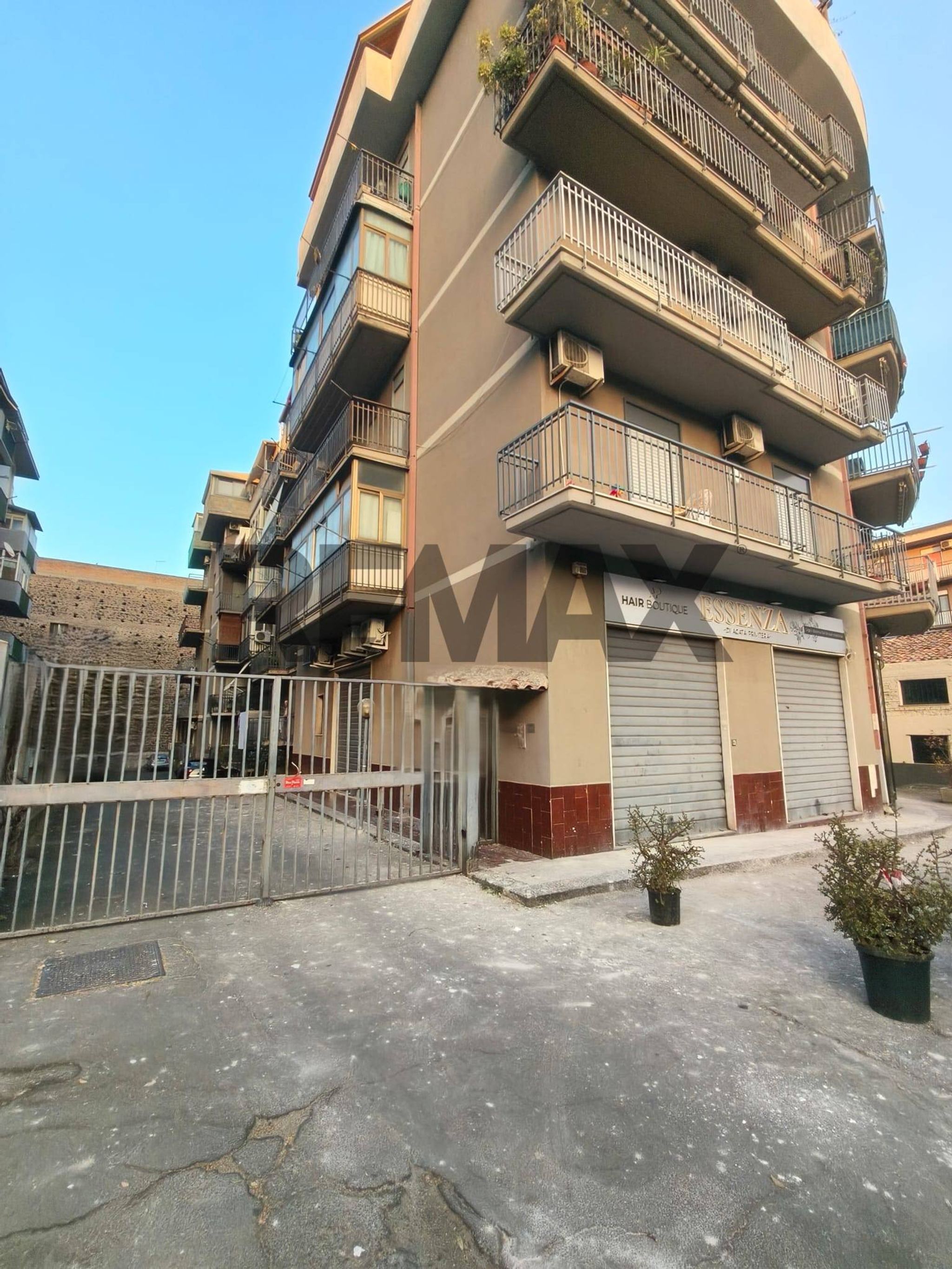 Edificio all'aperto