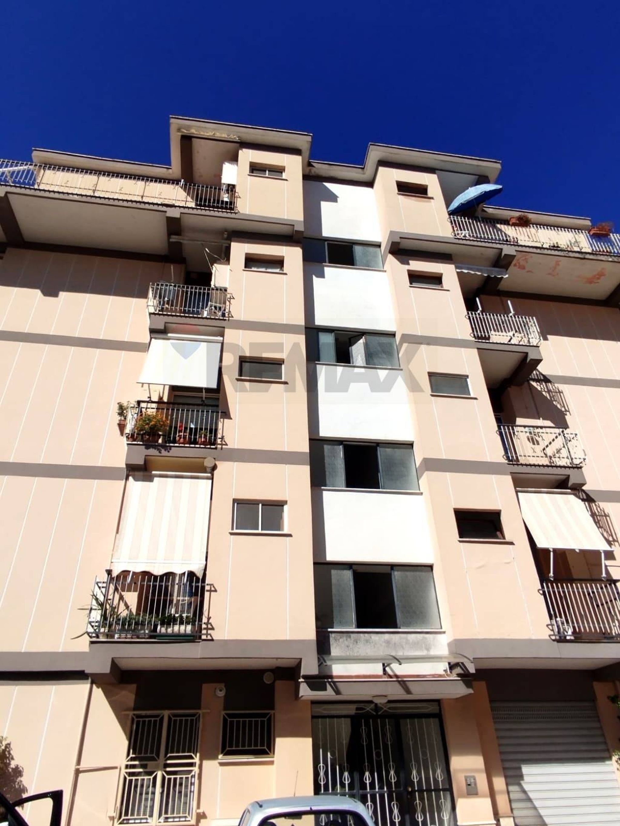 Edificio all'aperto
