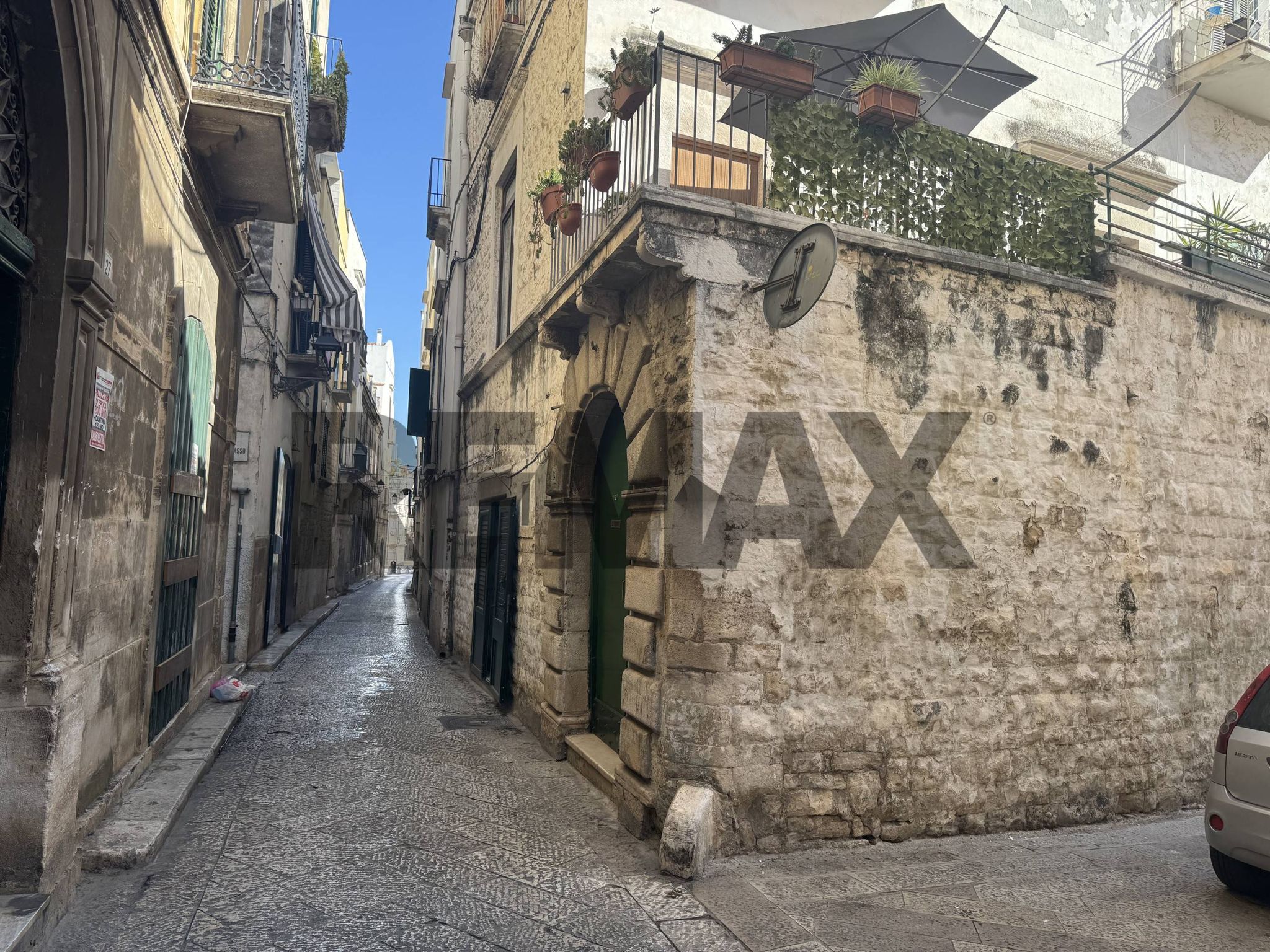 Edificio all'aperto