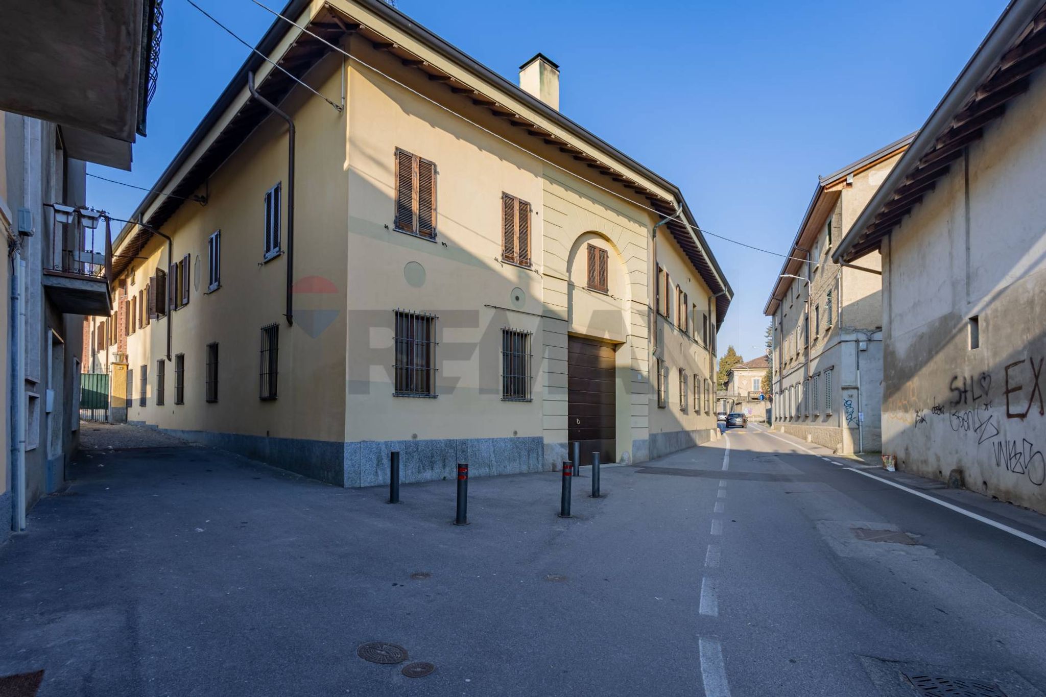 Edificio all'aperto