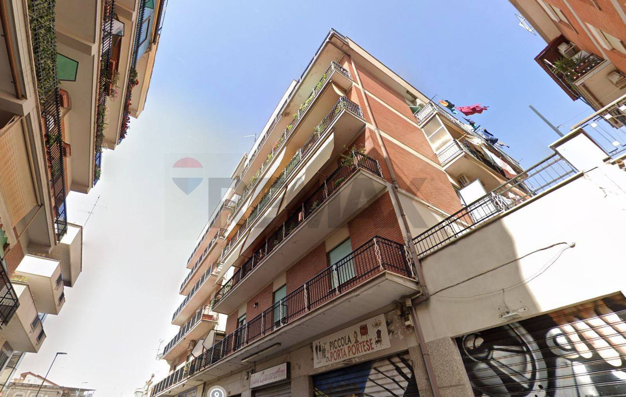 Edificio all'aperto