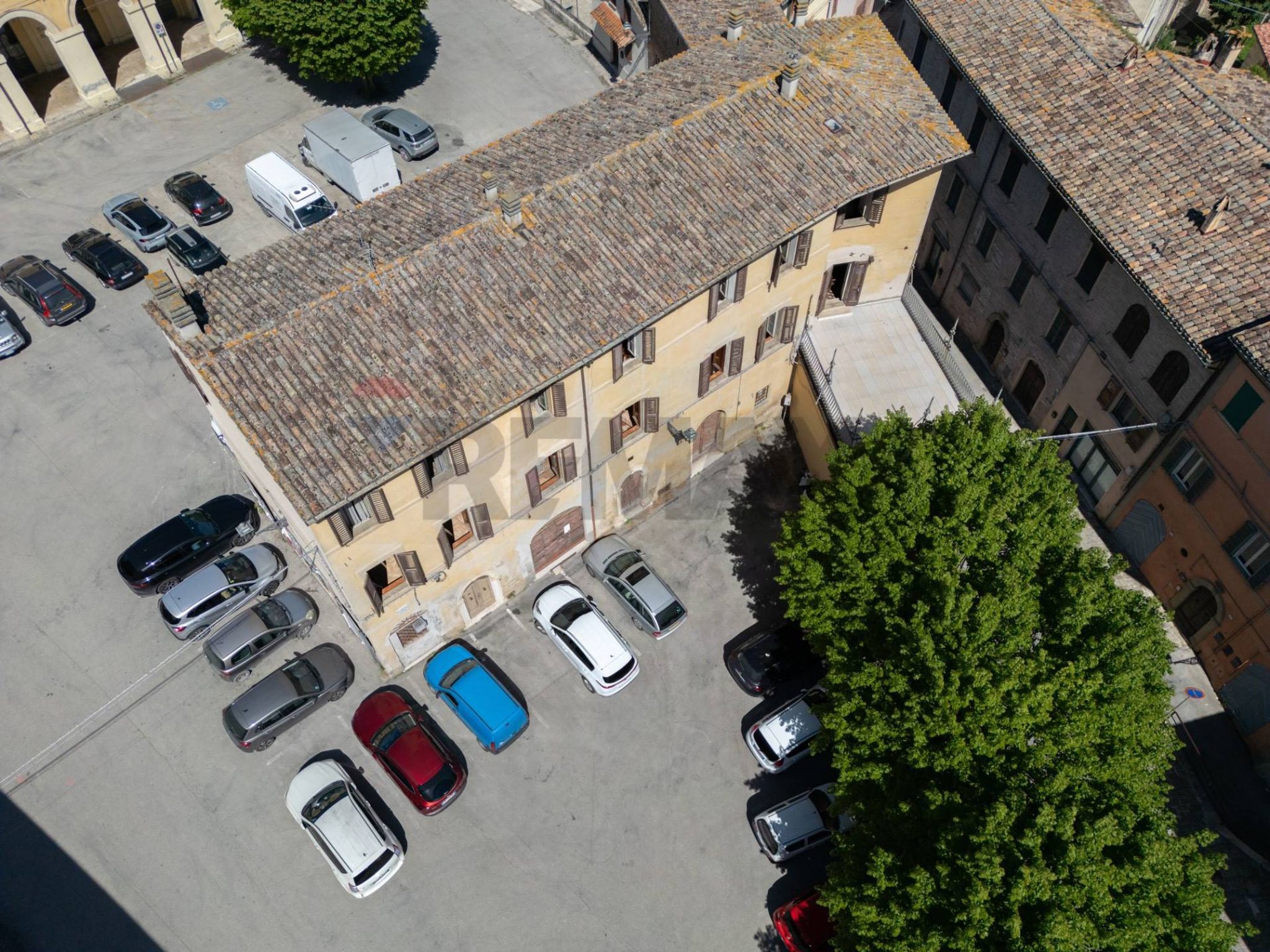 Edificio all'aperto