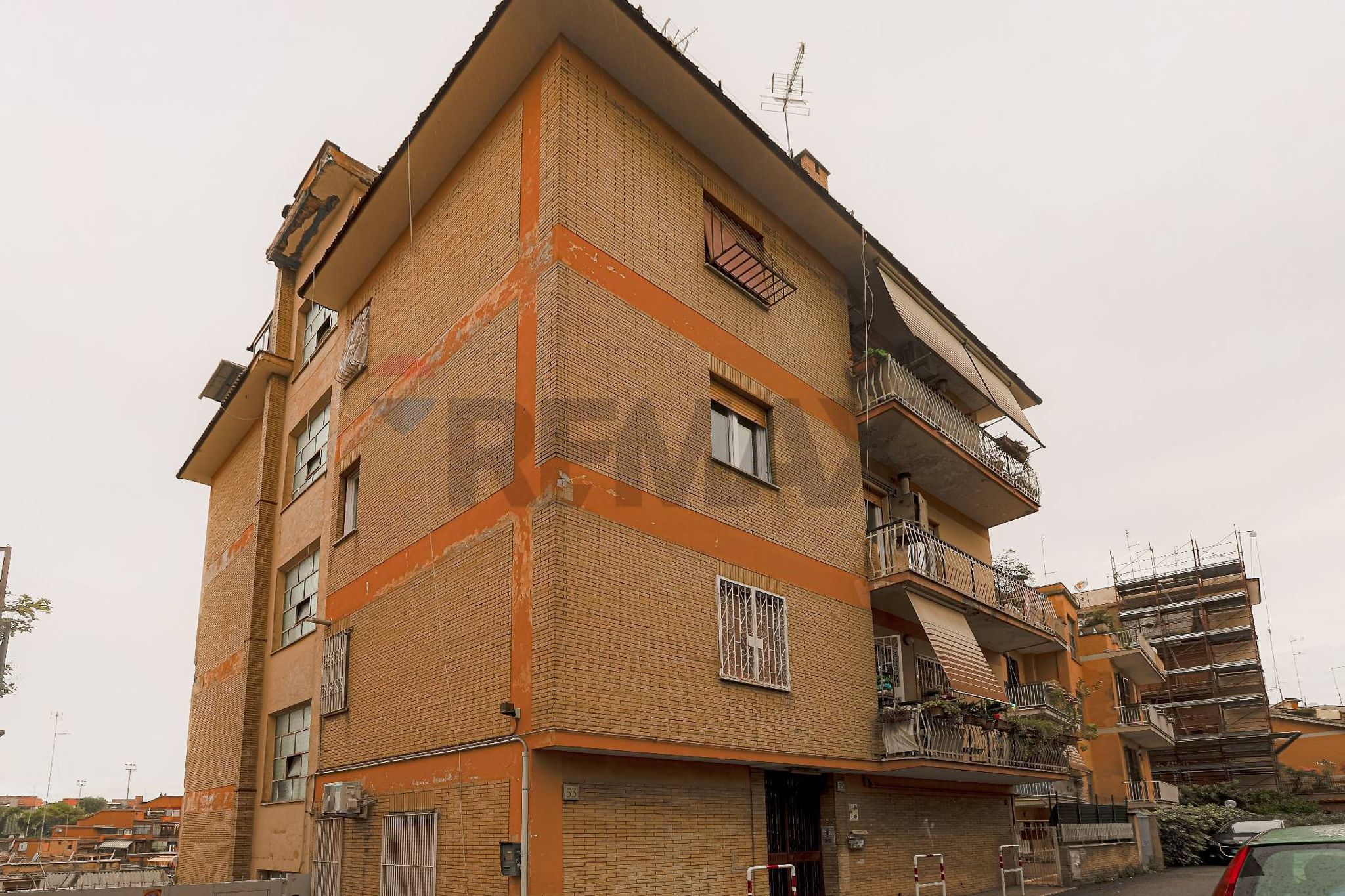 Edificio all'aperto