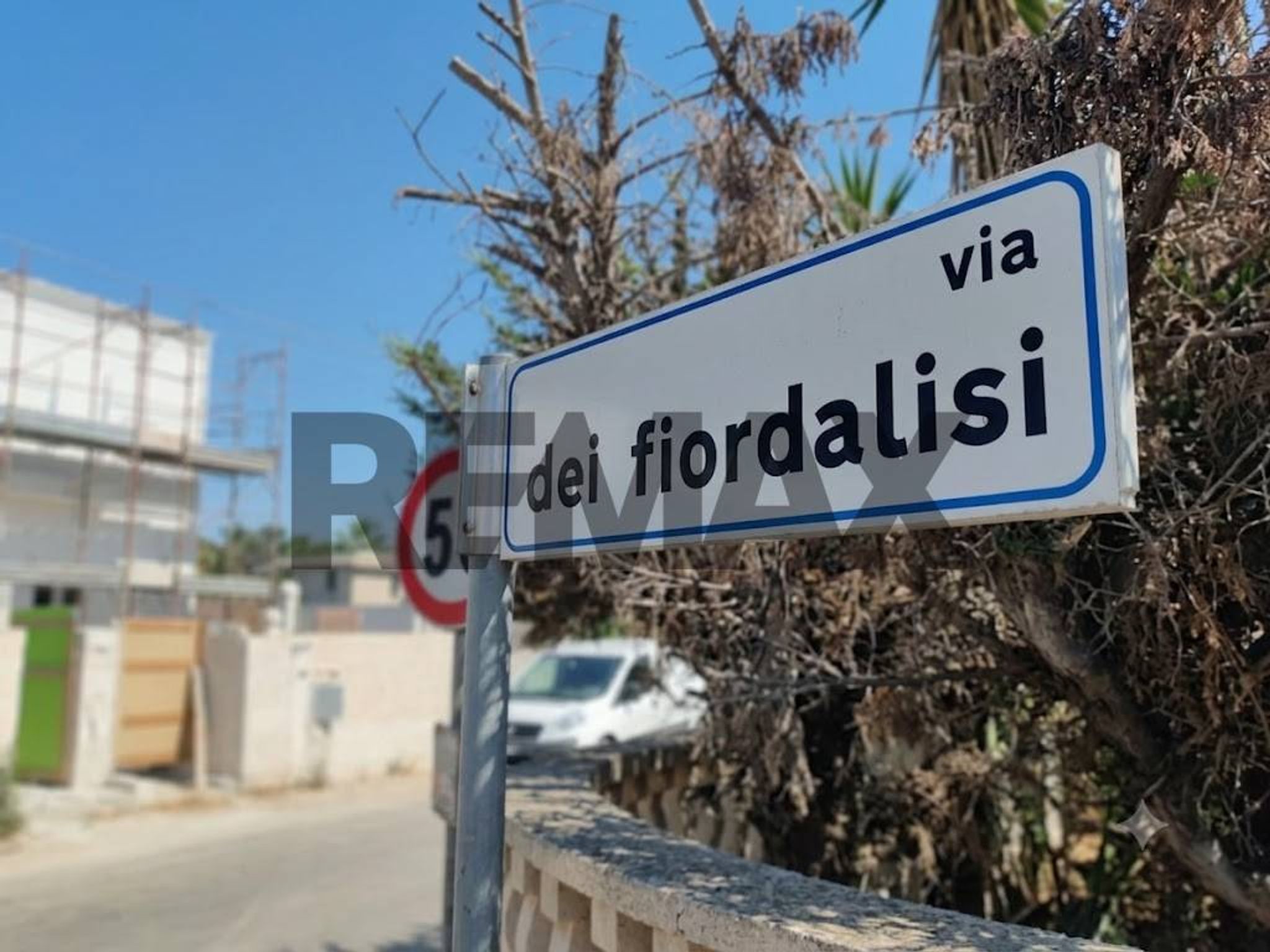 Edificio all'aperto