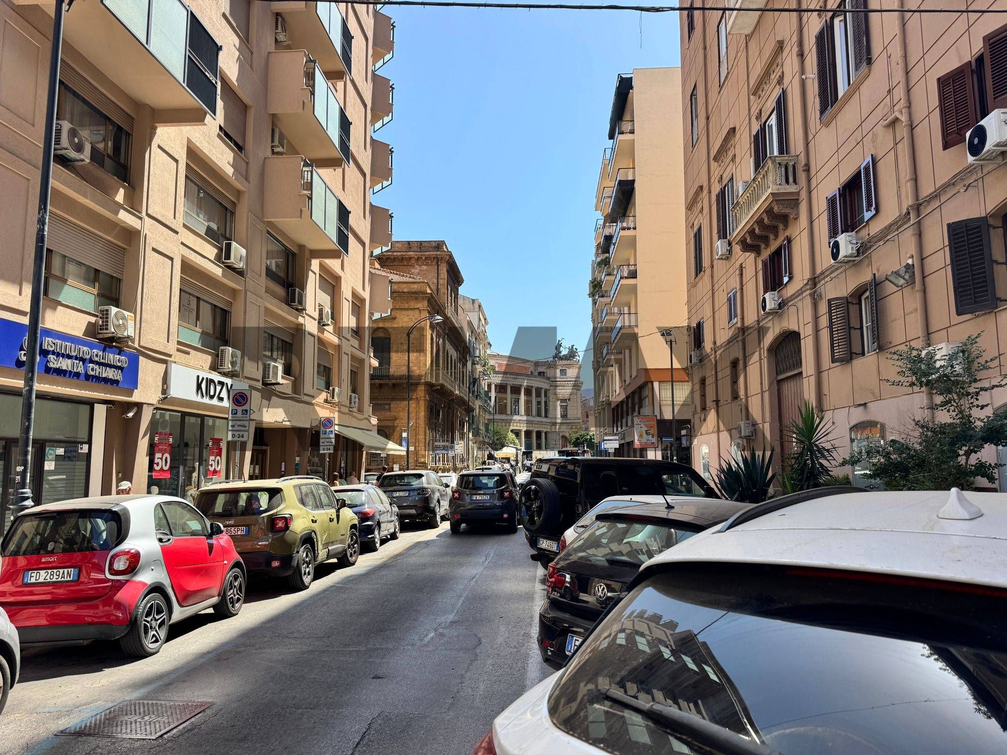 Edificio all'aperto