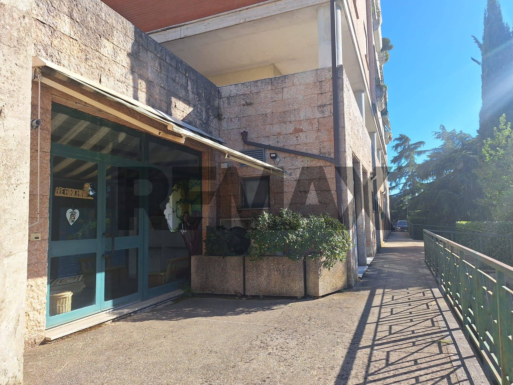 Edificio all'aperto